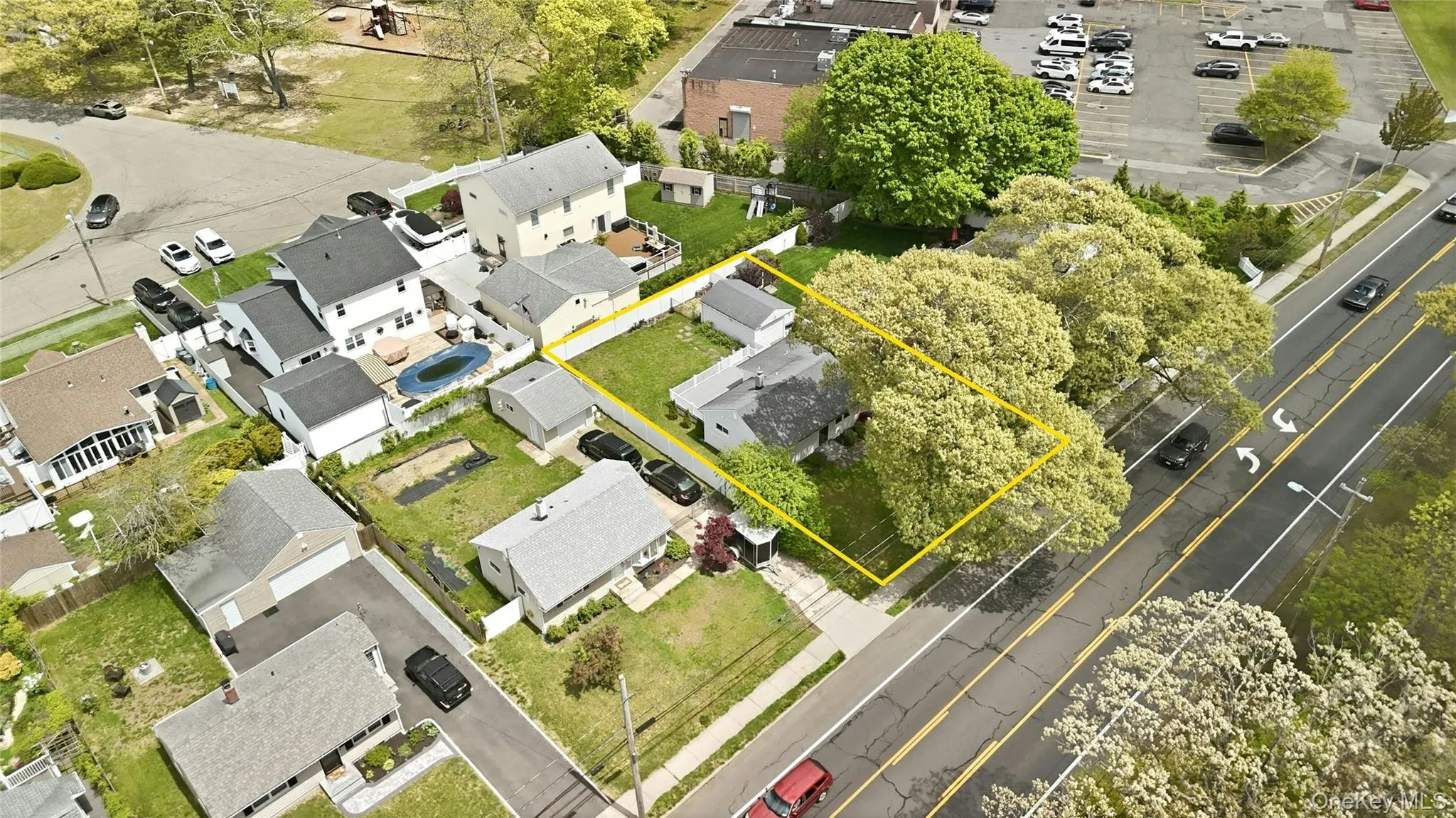 609 Montauk Highway, Islip, NY, 2 Bedrooms Bedrooms, 6 Rooms Rooms,1 BathroomBathrooms,Residential,For Rent,Montauk,0,1000798 609 Montauk Highway, Islip, NY, 2 Bedrooms Bedrooms, 6 Rooms Rooms,1 BathroomBathrooms,Residential,For Rent,Montauk,0,1000798