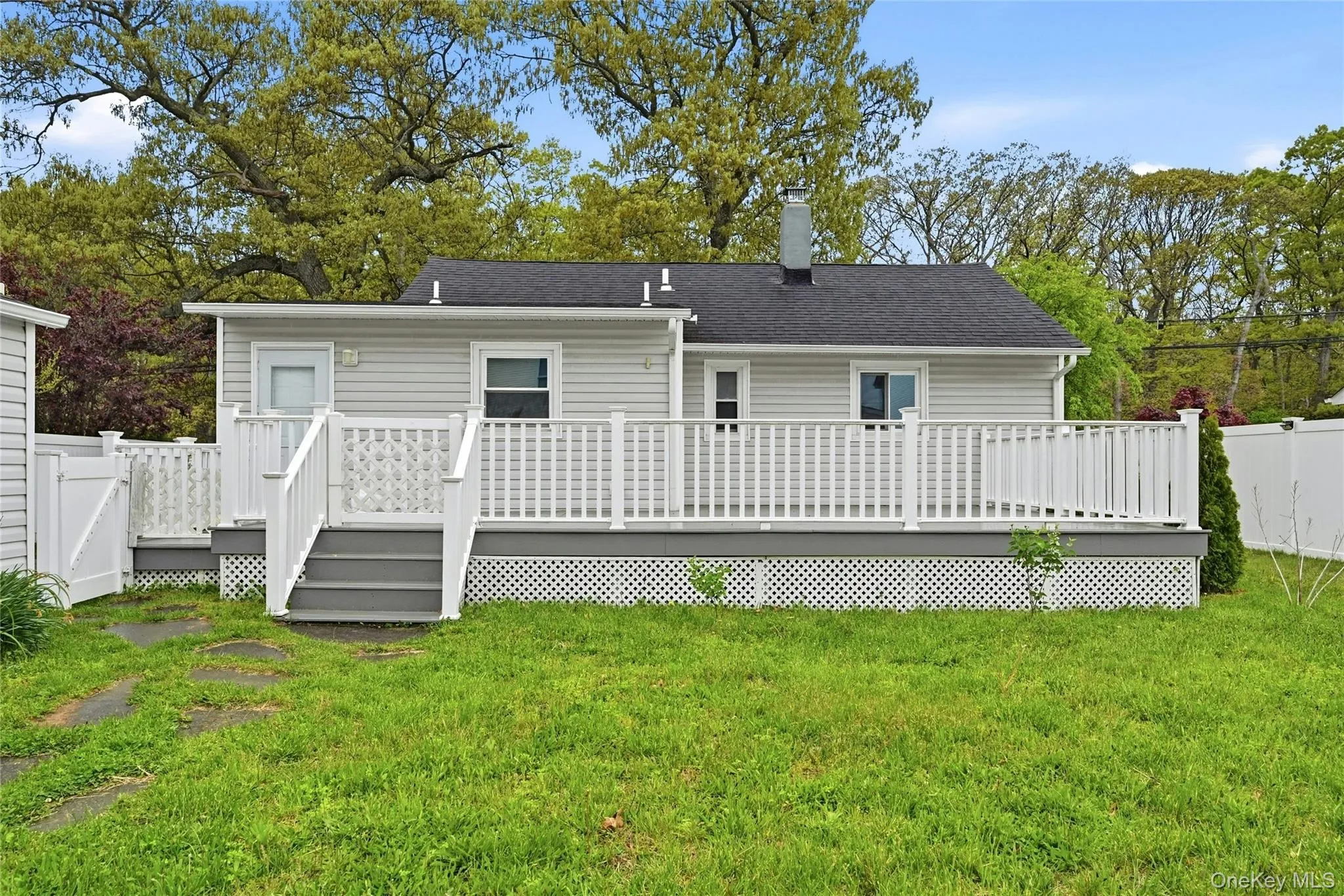 609 Montauk Highway, Islip, NY, 2 Bedrooms Bedrooms, 6 Rooms Rooms,1 BathroomBathrooms,Residential,For Rent,Montauk,0,1000798 609 Montauk Highway, Islip, NY, 2 Bedrooms Bedrooms, 6 Rooms Rooms,1 BathroomBathrooms,Residential,For Rent,Montauk,0,1000798