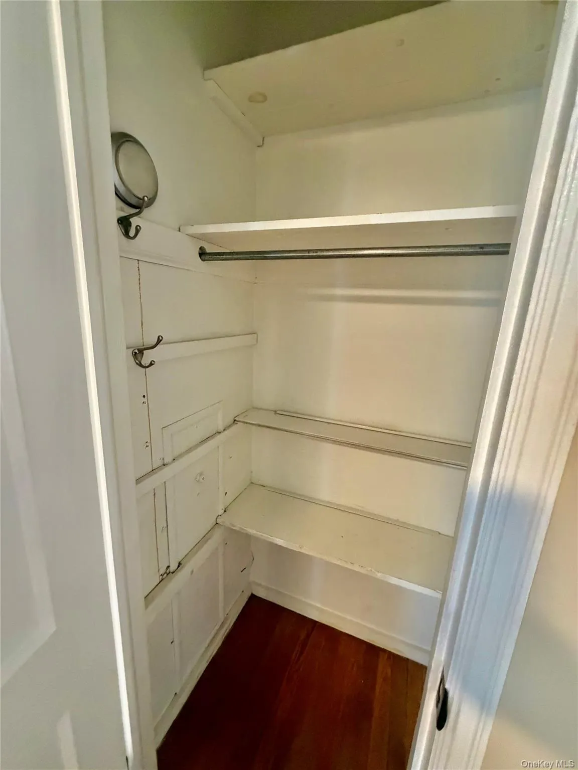 51 Iroquois Road, Ossining, NY, 4 Bedrooms Bedrooms, 10 Rooms Rooms,2 BathroomsBathrooms,Residential Lease,For Rent,Iroquois,0,1000801 51 Iroquois Road, Ossining, NY, 4 Bedrooms Bedrooms, 10 Rooms Rooms,2 BathroomsBathrooms,Residential Lease,For Rent,Iroquois,0,1000801
