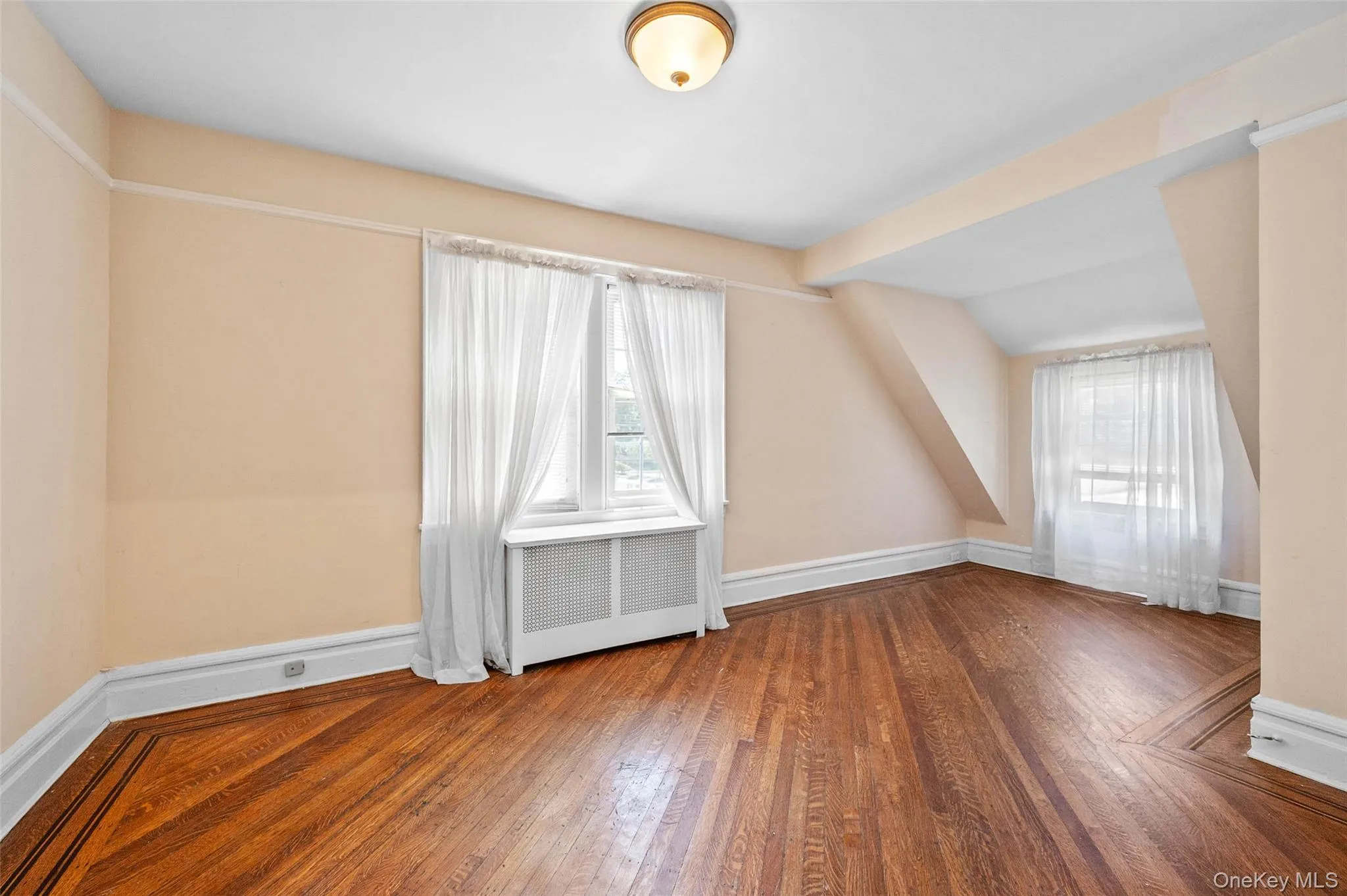 15 Maine Avenue, Hempstead, NY, 4 Bedrooms Bedrooms, 8 Rooms Rooms,2 BathroomsBathrooms,Residential,For Rent,Maine,0,1000803 15 Maine Avenue, Hempstead, NY, 4 Bedrooms Bedrooms, 8 Rooms Rooms,2 BathroomsBathrooms,Residential,For Rent,Maine,0,1000803