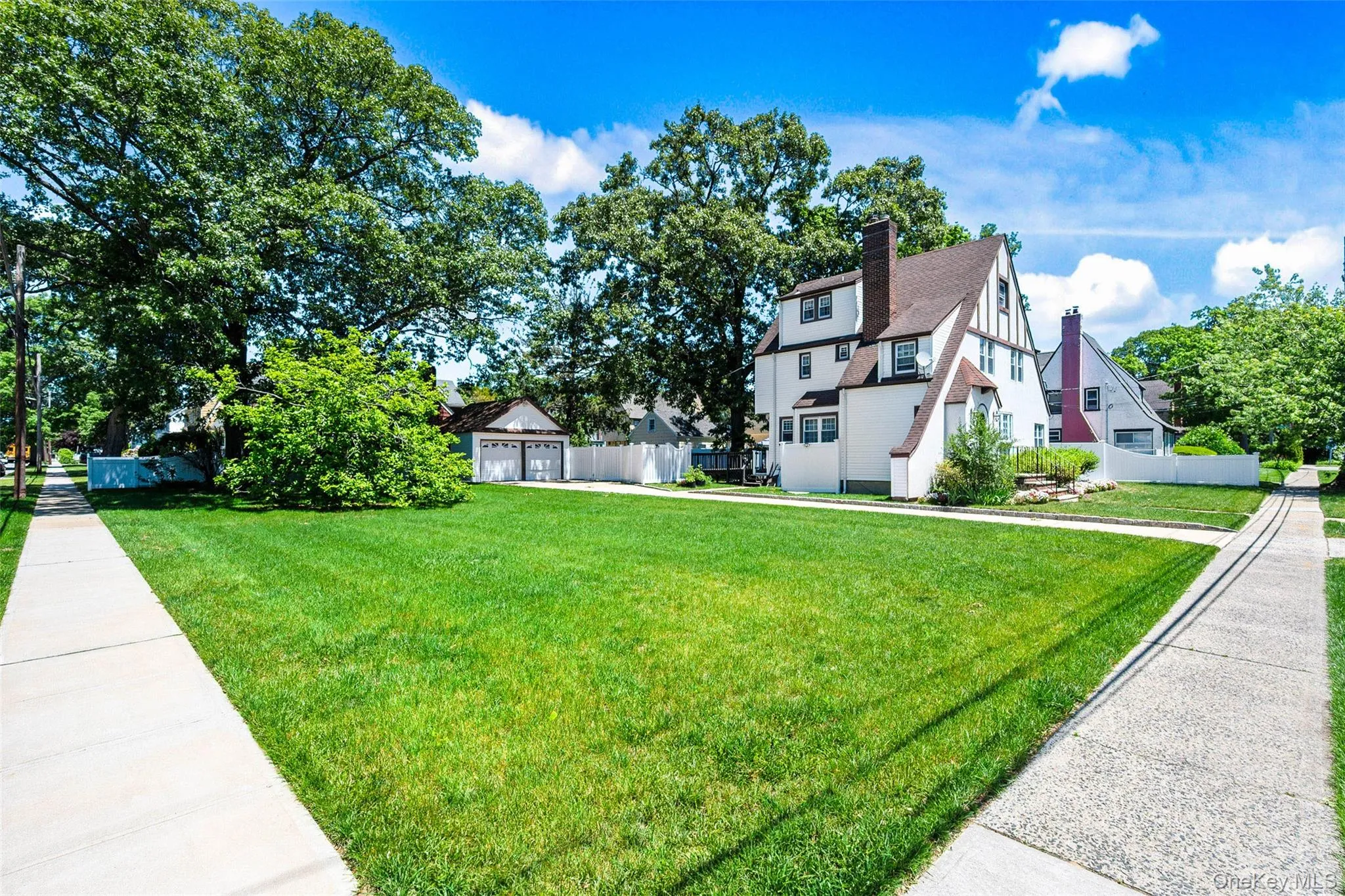 15 Maine Avenue, Hempstead, NY, 4 Bedrooms Bedrooms, 8 Rooms Rooms,2 BathroomsBathrooms,Residential,For Rent,Maine,0,1000803 15 Maine Avenue, Hempstead, NY, 4 Bedrooms Bedrooms, 8 Rooms Rooms,2 BathroomsBathrooms,Residential,For Rent,Maine,0,1000803