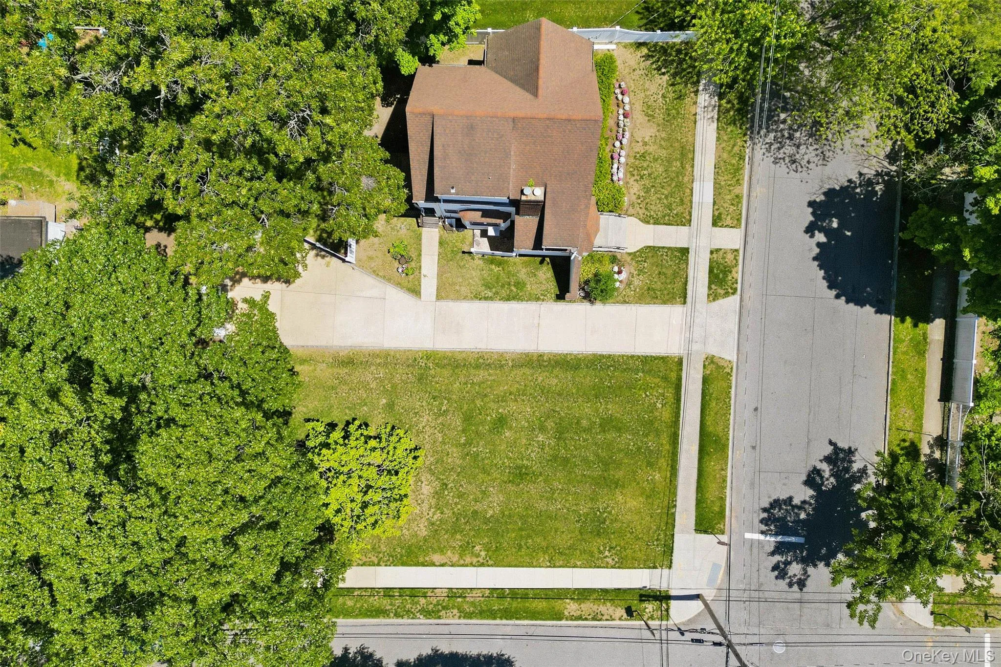 15 Maine Avenue, Hempstead, NY, 4 Bedrooms Bedrooms, 8 Rooms Rooms,2 BathroomsBathrooms,Residential,For Rent,Maine,0,1000803 15 Maine Avenue, Hempstead, NY, 4 Bedrooms Bedrooms, 8 Rooms Rooms,2 BathroomsBathrooms,Residential,For Rent,Maine,0,1000803