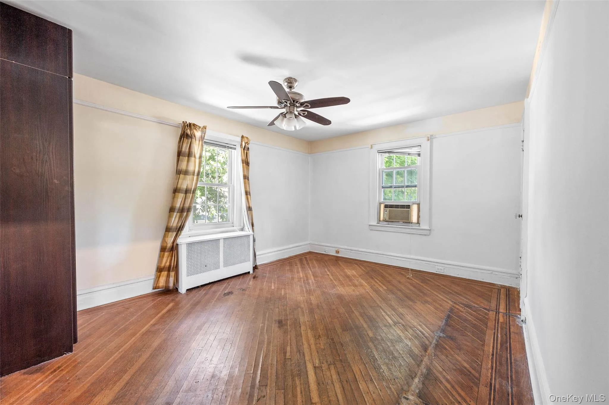 15 Maine Avenue, Hempstead, NY, 4 Bedrooms Bedrooms, 8 Rooms Rooms,2 BathroomsBathrooms,Residential,For Rent,Maine,0,1000803 15 Maine Avenue, Hempstead, NY, 4 Bedrooms Bedrooms, 8 Rooms Rooms,2 BathroomsBathrooms,Residential,For Rent,Maine,0,1000803