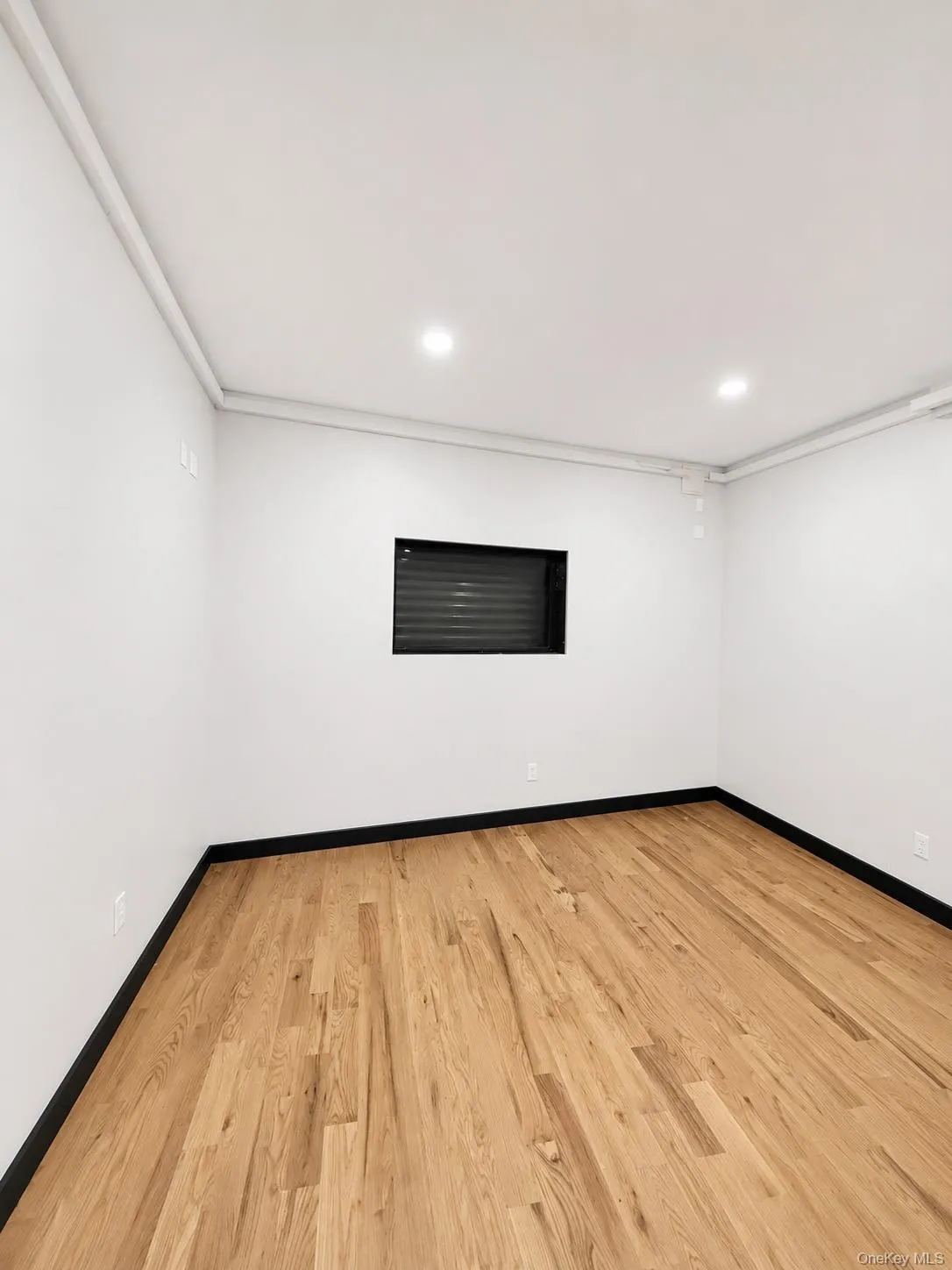580 Broadway, New York, NY, ,Commercial Lease,For Rent,Broadway,0,1000806 580 Broadway, New York, NY, ,Commercial Lease,For Rent,Broadway,0,1000806