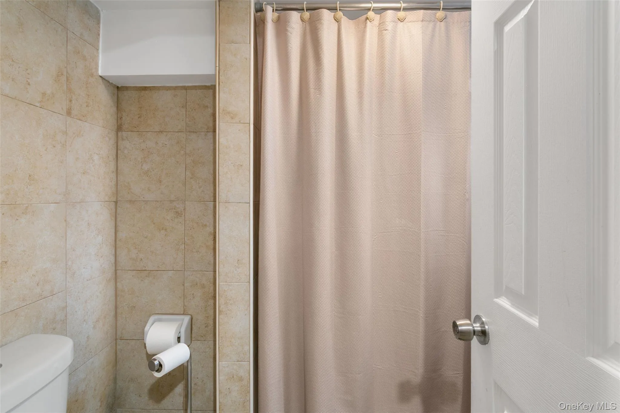 38 Emmett Terrace, New Rochelle, NY, 3 Bedrooms Bedrooms, 6 Rooms Rooms,1 BathroomBathrooms,Residential,For Rent,Emmett,0,1000807 38 Emmett Terrace, New Rochelle, NY, 3 Bedrooms Bedrooms, 6 Rooms Rooms,1 BathroomBathrooms,Residential,For Rent,Emmett,0,1000807
