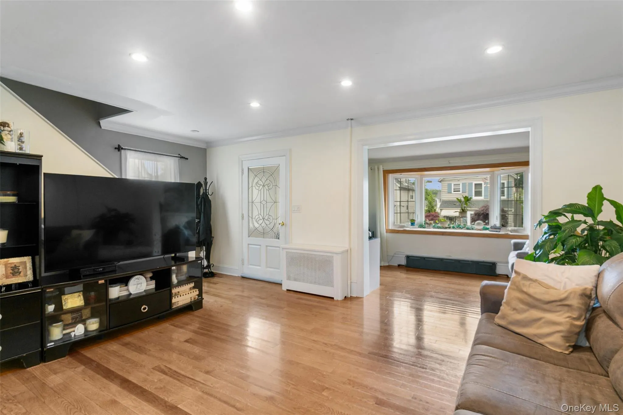 38 Emmett Terrace, New Rochelle, NY, 3 Bedrooms Bedrooms, 6 Rooms Rooms,1 BathroomBathrooms,Residential,For Rent,Emmett,0,1000807 38 Emmett Terrace, New Rochelle, NY, 3 Bedrooms Bedrooms, 6 Rooms Rooms,1 BathroomBathrooms,Residential,For Rent,Emmett,0,1000807