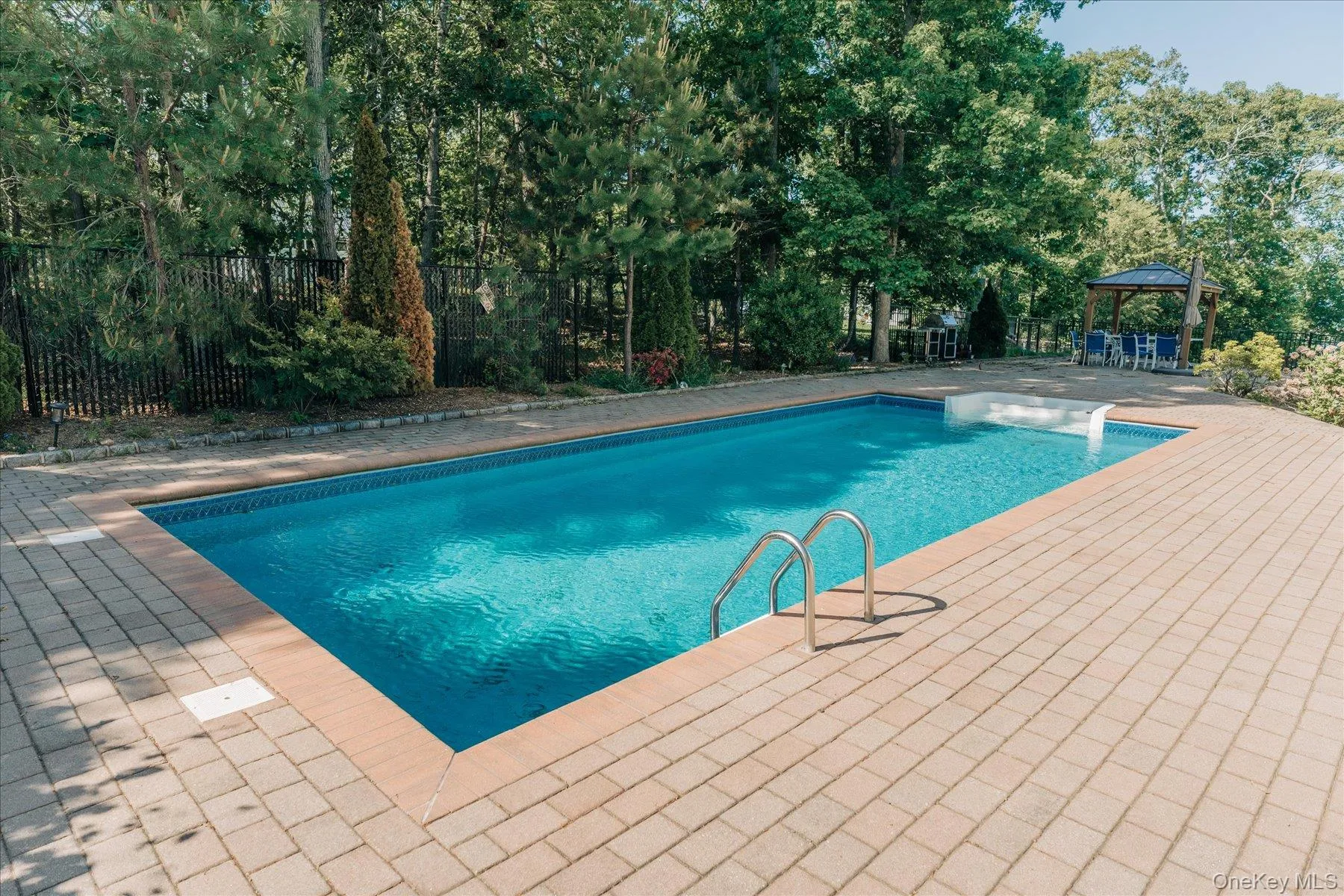 32 Red Creek Road, Southampton, NY, 4 Bedrooms Bedrooms, 6 Rooms Rooms,3 BathroomsBathrooms,Residential Lease,For Rent,Red Creek,0,1000810 32 Red Creek Road, Southampton, NY, 4 Bedrooms Bedrooms, 6 Rooms Rooms,3 BathroomsBathrooms,Residential Lease,For Rent,Red Creek,0,1000810