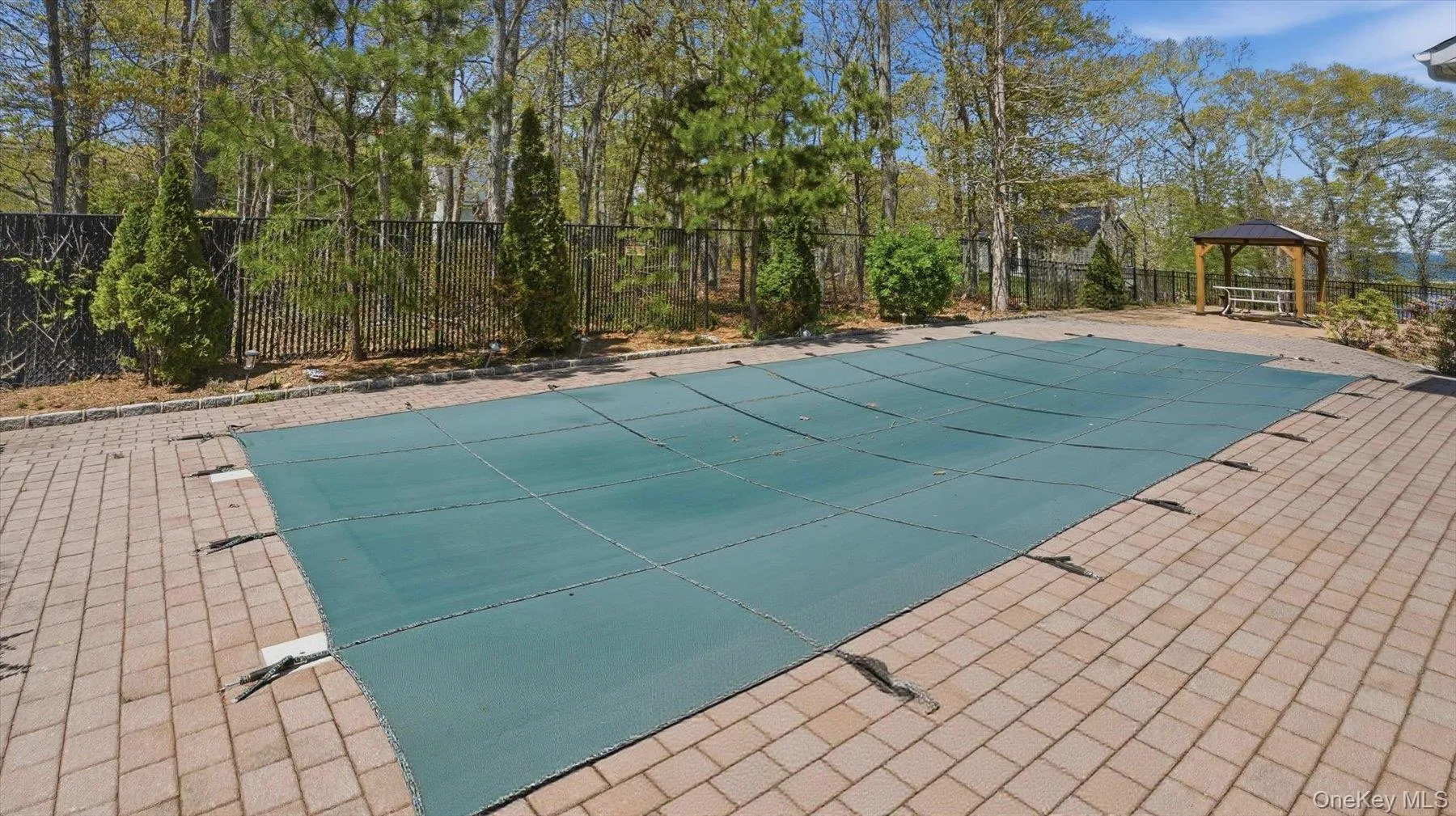 32 Red Creek Road, Southampton, NY, 4 Bedrooms Bedrooms, 6 Rooms Rooms,3 BathroomsBathrooms,Residential Lease,For Rent,Red Creek,0,1000810 32 Red Creek Road, Southampton, NY, 4 Bedrooms Bedrooms, 6 Rooms Rooms,3 BathroomsBathrooms,Residential Lease,For Rent,Red Creek,0,1000810