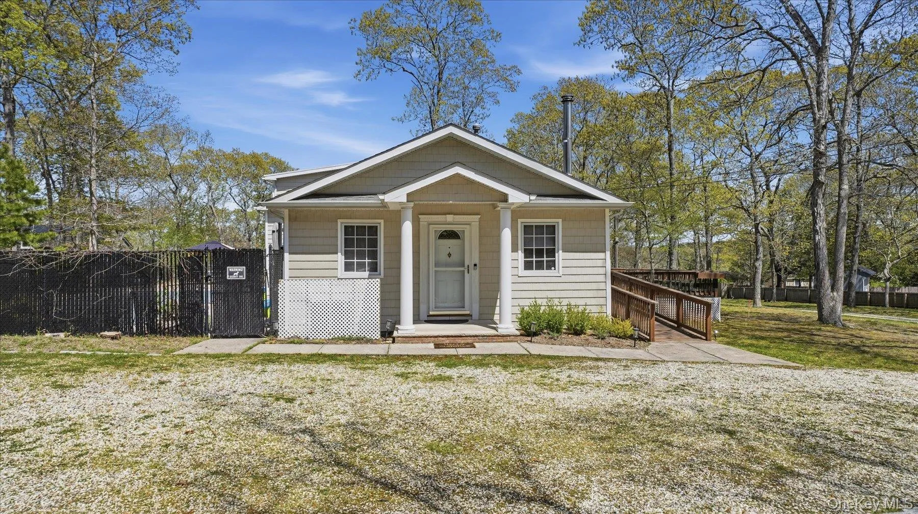 32 Red Creek Road, Southampton, NY, 4 Bedrooms Bedrooms, 6 Rooms Rooms,3 BathroomsBathrooms,Residential Lease,For Rent,Red Creek,0,1000810 32 Red Creek Road, Southampton, NY, 4 Bedrooms Bedrooms, 6 Rooms Rooms,3 BathroomsBathrooms,Residential Lease,For Rent,Red Creek,0,1000810
