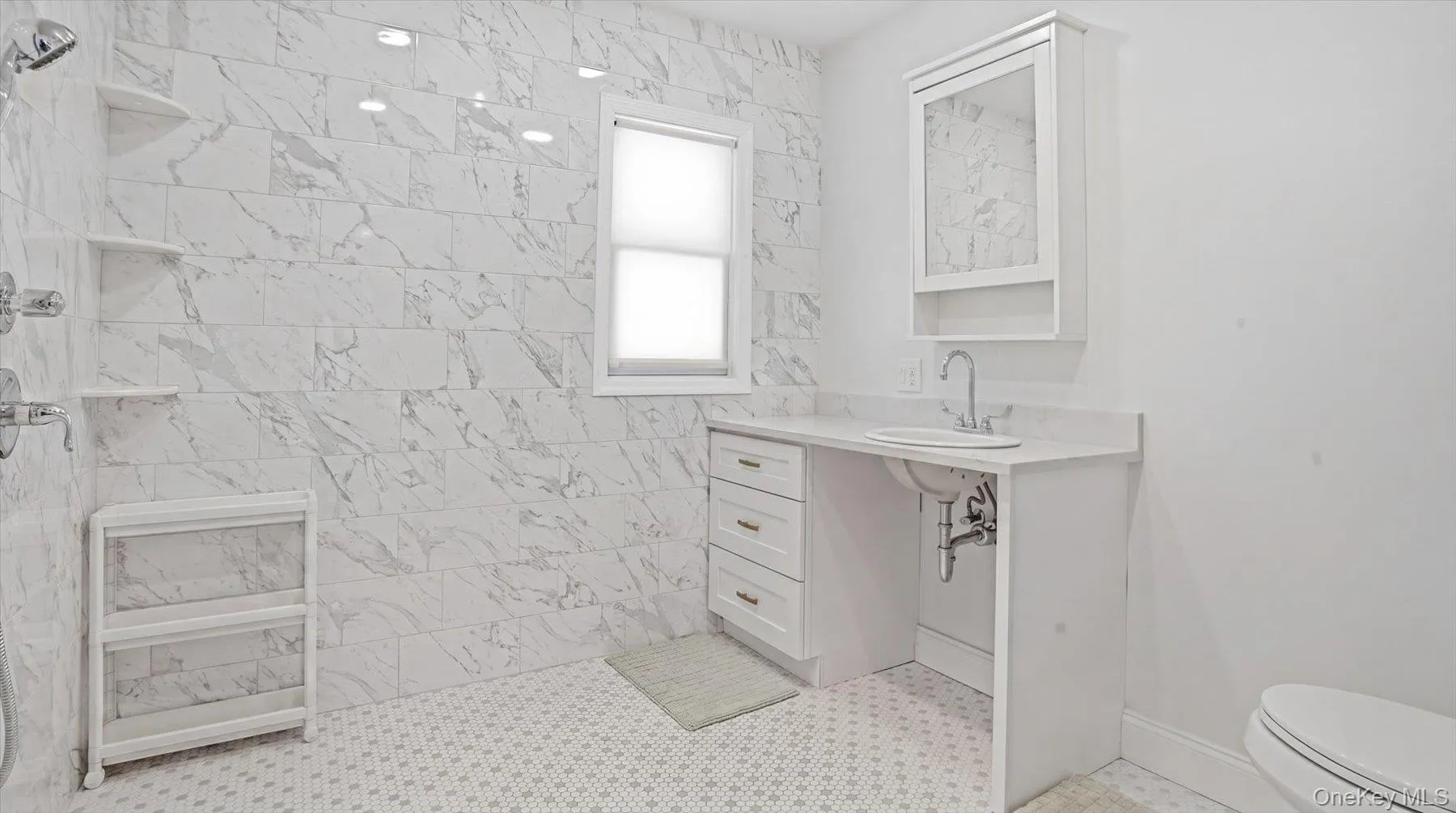32 Red Creek Road, Southampton, NY, 4 Bedrooms Bedrooms, 6 Rooms Rooms,3 BathroomsBathrooms,Residential Lease,For Rent,Red Creek,0,1000810 32 Red Creek Road, Southampton, NY, 4 Bedrooms Bedrooms, 6 Rooms Rooms,3 BathroomsBathrooms,Residential Lease,For Rent,Red Creek,0,1000810