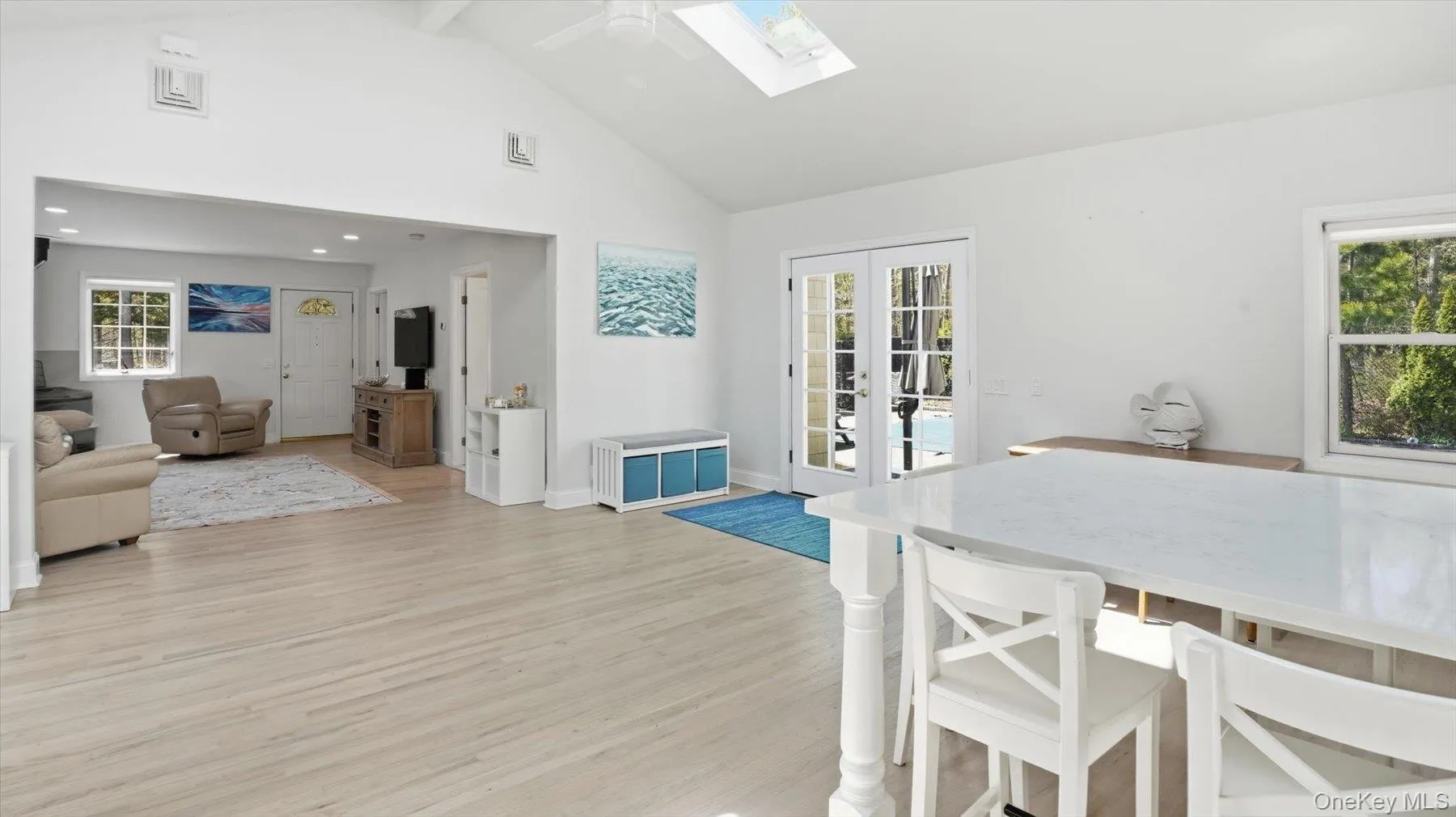 32 Red Creek Road, Southampton, NY, 4 Bedrooms Bedrooms, 6 Rooms Rooms,3 BathroomsBathrooms,Residential Lease,For Rent,Red Creek,0,1000810 32 Red Creek Road, Southampton, NY, 4 Bedrooms Bedrooms, 6 Rooms Rooms,3 BathroomsBathrooms,Residential Lease,For Rent,Red Creek,0,1000810