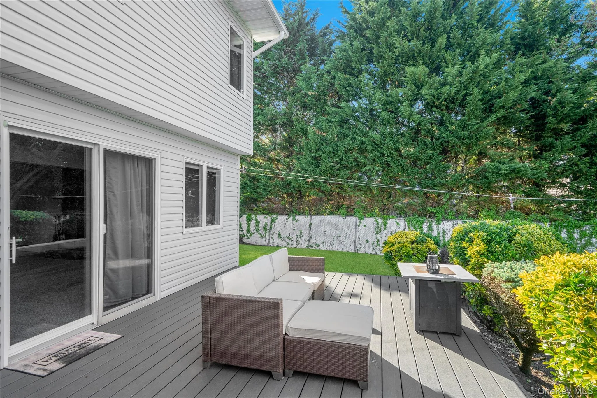 24 Biltmore Avenue Extension, Islip, NY, 4 Bedrooms Bedrooms, 10 Rooms Rooms,3 BathroomsBathrooms,Residential,For Rent,Biltmore Avenue Extension,0,1000816 24 Biltmore Avenue Extension, Islip, NY, 4 Bedrooms Bedrooms, 10 Rooms Rooms,3 BathroomsBathrooms,Residential,For Rent,Biltmore Avenue Extension,0,1000816