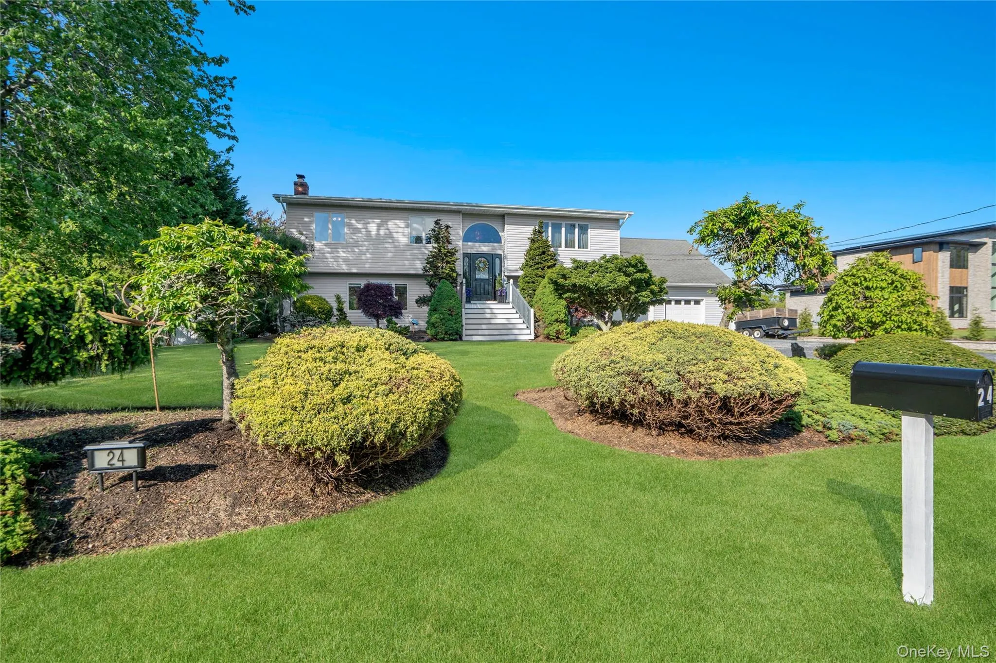 24 Biltmore Avenue Extension, Islip, NY, 4 Bedrooms Bedrooms, 10 Rooms Rooms,3 BathroomsBathrooms,Residential,For Rent,Biltmore Avenue Extension,0,1000816 24 Biltmore Avenue Extension, Islip, NY, 4 Bedrooms Bedrooms, 10 Rooms Rooms,3 BathroomsBathrooms,Residential,For Rent,Biltmore Avenue Extension,0,1000816