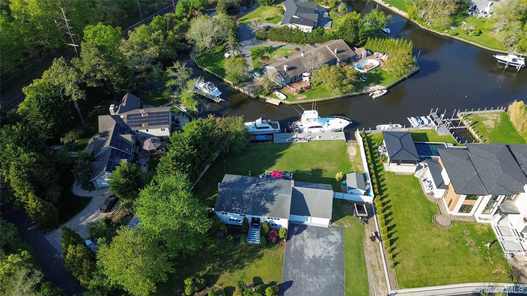 24 Biltmore Avenue Extension, Islip, NY, 4 Bedrooms Bedrooms, 10 Rooms Rooms,3 BathroomsBathrooms,Residential,For Rent,Biltmore Avenue Extension,0,1000816 24 Biltmore Avenue Extension, Islip, NY, 4 Bedrooms Bedrooms, 10 Rooms Rooms,3 BathroomsBathrooms,Residential,For Rent,Biltmore Avenue Extension,0,1000816