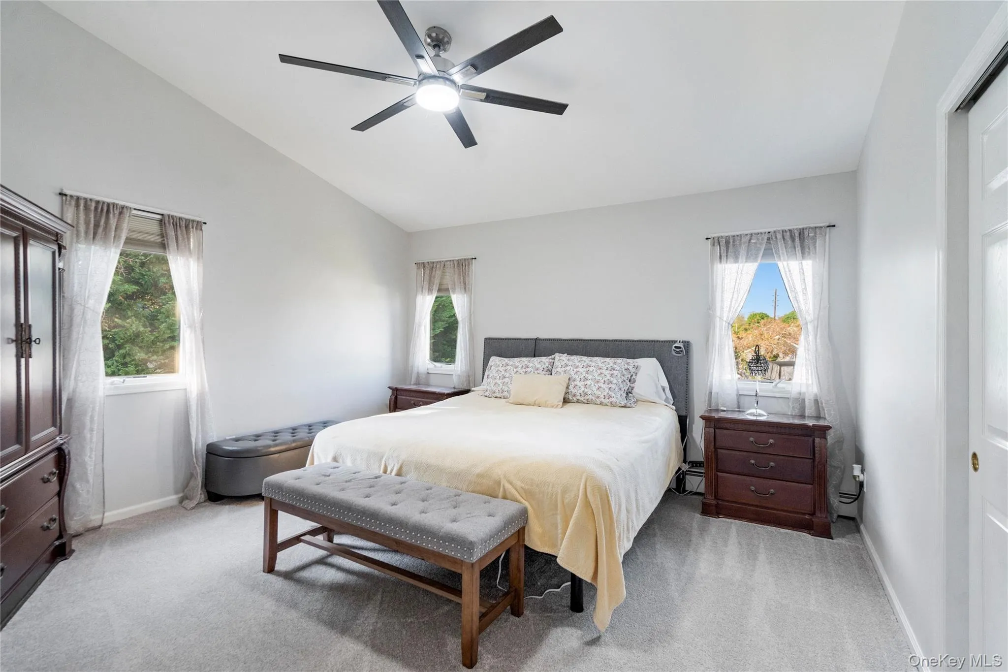 24 Biltmore Avenue Extension, Islip, NY, 4 Bedrooms Bedrooms, 10 Rooms Rooms,3 BathroomsBathrooms,Residential,For Rent,Biltmore Avenue Extension,0,1000816 24 Biltmore Avenue Extension, Islip, NY, 4 Bedrooms Bedrooms, 10 Rooms Rooms,3 BathroomsBathrooms,Residential,For Rent,Biltmore Avenue Extension,0,1000816