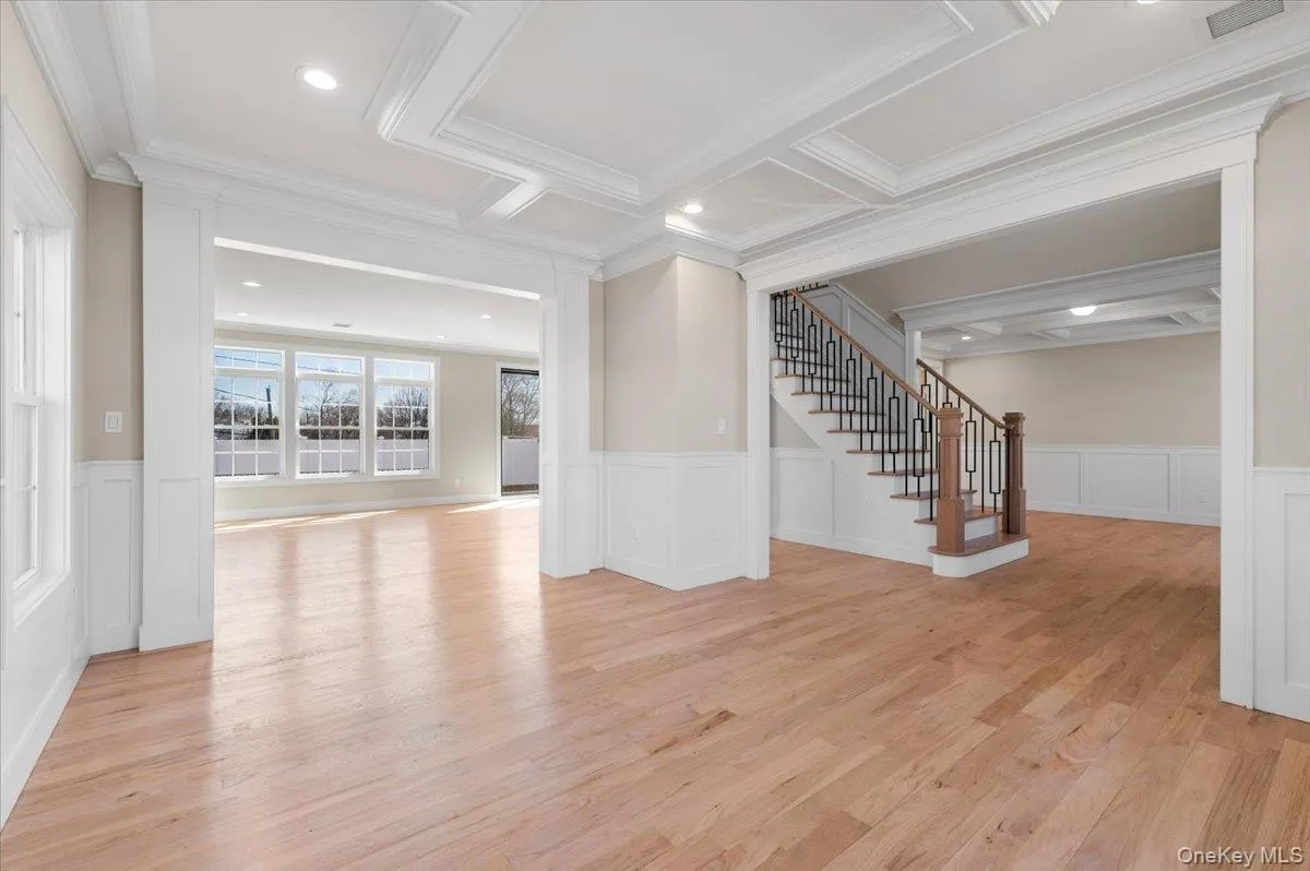 10 Lee Place, Oyster Bay, NY, 5 Bedrooms Bedrooms, 9 Rooms Rooms,4 BathroomsBathrooms,Residential,For Rent,Lee,0,1000823 10 Lee Place, Oyster Bay, NY, 5 Bedrooms Bedrooms, 9 Rooms Rooms,4 BathroomsBathrooms,Residential,For Rent,Lee,0,1000823