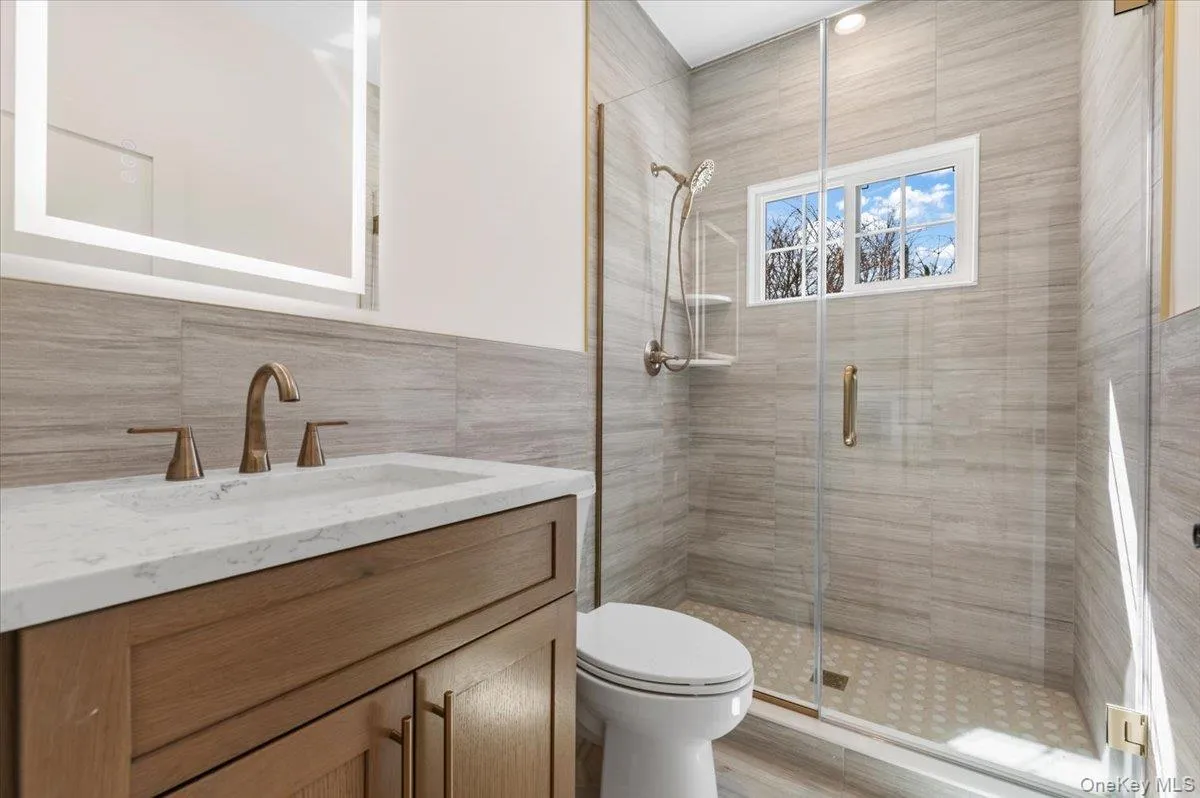 10 Lee Place, Oyster Bay, NY, 5 Bedrooms Bedrooms, 9 Rooms Rooms,4 BathroomsBathrooms,Residential,For Rent,Lee,0,1000823 10 Lee Place, Oyster Bay, NY, 5 Bedrooms Bedrooms, 9 Rooms Rooms,4 BathroomsBathrooms,Residential,For Rent,Lee,0,1000823