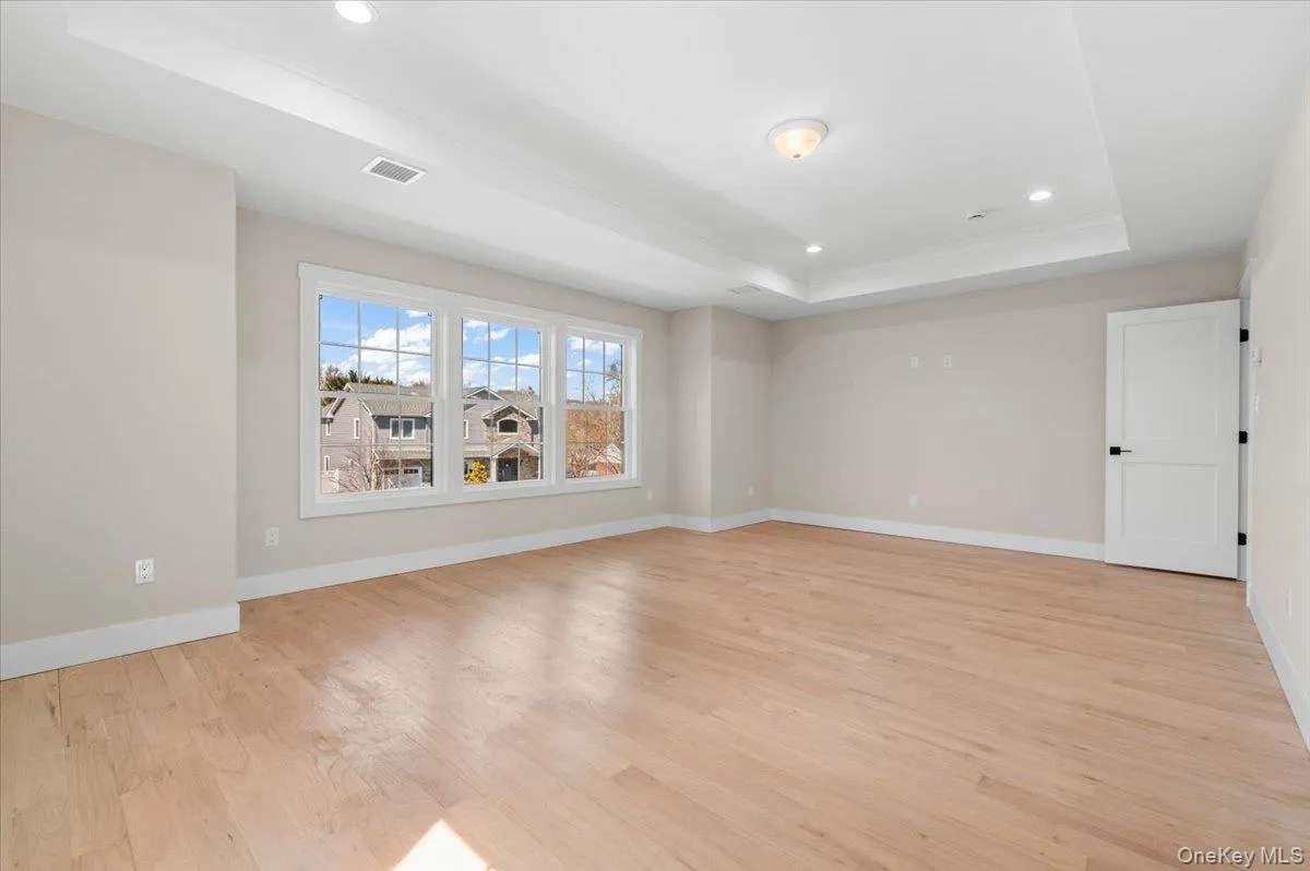 10 Lee Place, Oyster Bay, NY, 5 Bedrooms Bedrooms, 9 Rooms Rooms,4 BathroomsBathrooms,Residential,For Rent,Lee,0,1000823 10 Lee Place, Oyster Bay, NY, 5 Bedrooms Bedrooms, 9 Rooms Rooms,4 BathroomsBathrooms,Residential,For Rent,Lee,0,1000823