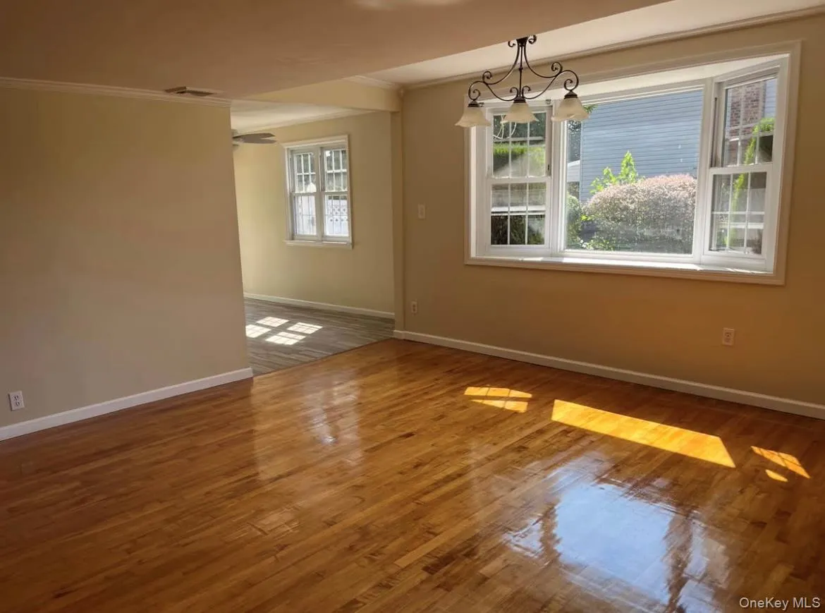 1539 Park Avenue, Hempstead, NY, 3 Bedrooms Bedrooms, 6 Rooms Rooms,1 BathroomBathrooms,Residential Lease,For Rent,Park,0,1000825 1539 Park Avenue, Hempstead, NY, 3 Bedrooms Bedrooms, 6 Rooms Rooms,1 BathroomBathrooms,Residential Lease,For Rent,Park,0,1000825