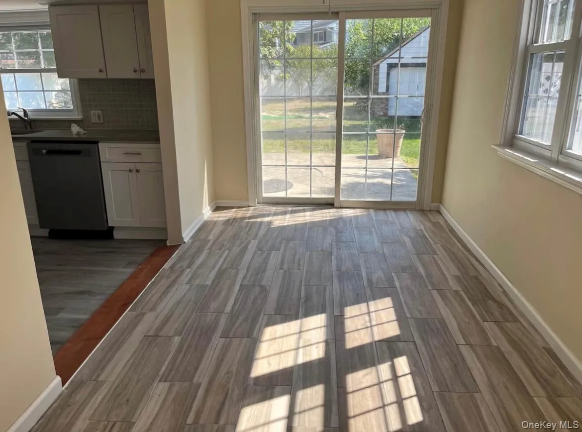 1539 Park Avenue, Hempstead, NY, 3 Bedrooms Bedrooms, 6 Rooms Rooms,1 BathroomBathrooms,Residential Lease,For Rent,Park,0,1000825 1539 Park Avenue, Hempstead, NY, 3 Bedrooms Bedrooms, 6 Rooms Rooms,1 BathroomBathrooms,Residential Lease,For Rent,Park,0,1000825