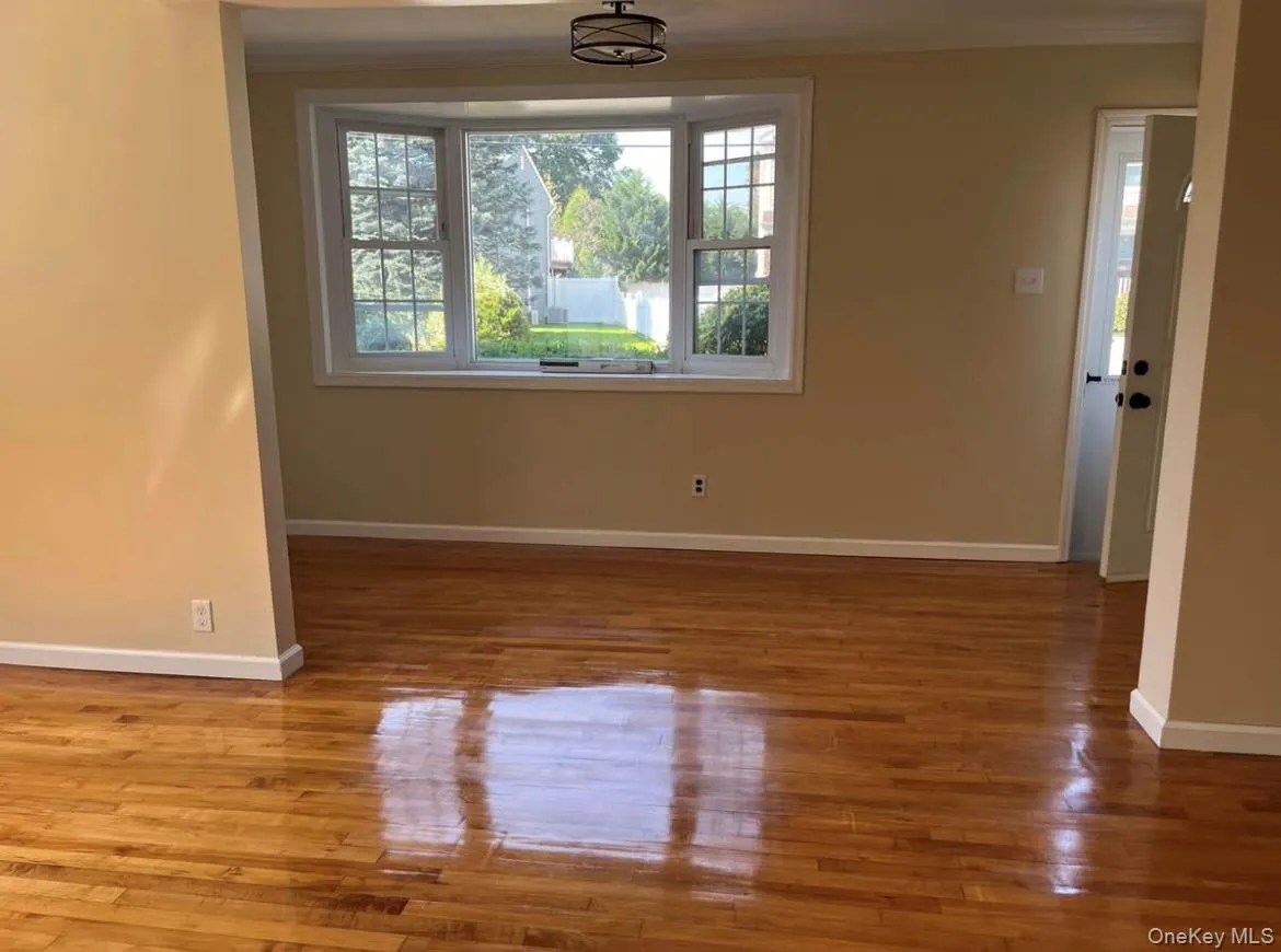 1539 Park Avenue, Hempstead, NY, 3 Bedrooms Bedrooms, 6 Rooms Rooms,1 BathroomBathrooms,Residential Lease,For Rent,Park,0,1000825 1539 Park Avenue, Hempstead, NY, 3 Bedrooms Bedrooms, 6 Rooms Rooms,1 BathroomBathrooms,Residential Lease,For Rent,Park,0,1000825