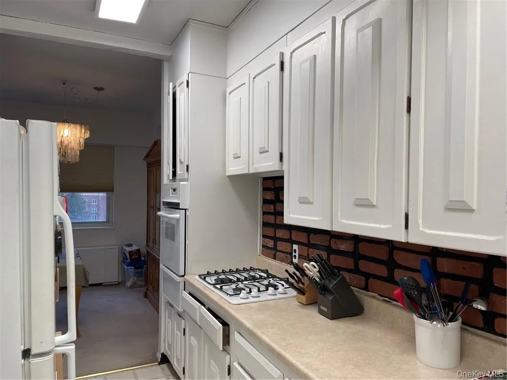 30 Lake Street, White Plains, NY, 1 Bedroom Bedrooms, 3 Rooms Rooms,1 BathroomBathrooms,Residential Lease,For Rent,Lake,0,1000826 30 Lake Street, White Plains, NY, 1 Bedroom Bedrooms, 3 Rooms Rooms,1 BathroomBathrooms,Residential Lease,For Rent,Lake,0,1000826