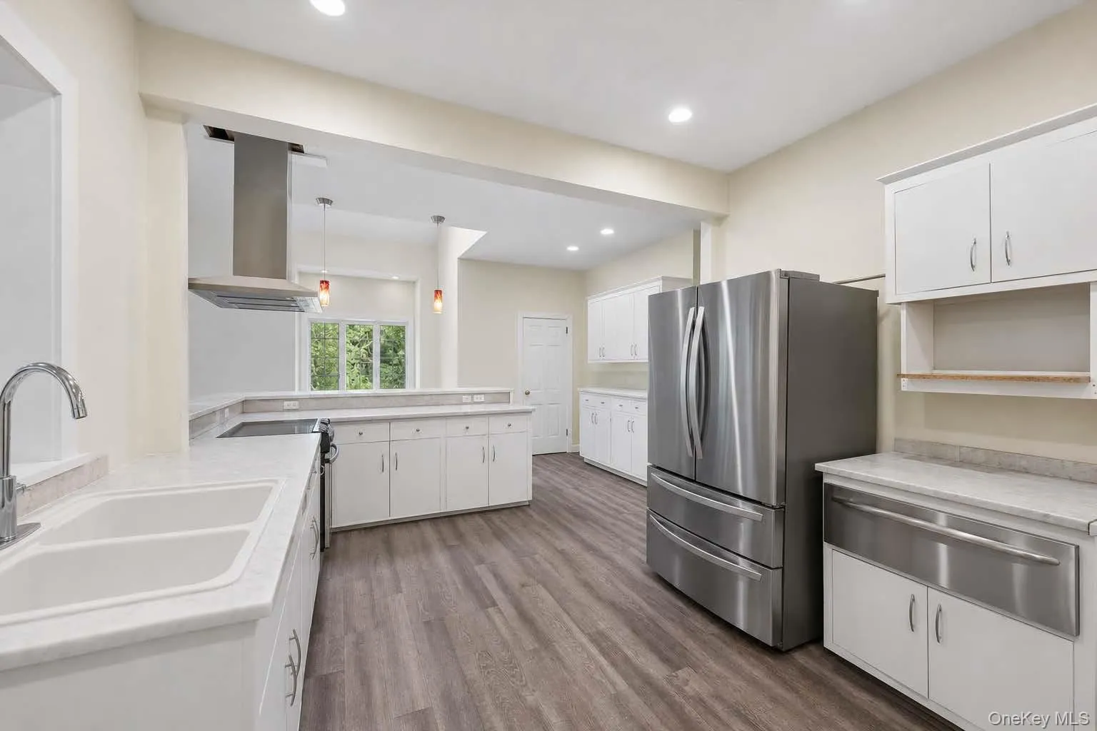 131 Red Creek Road, Southampton, NY, 5 Bedrooms Bedrooms, 10 Rooms Rooms,3 BathroomsBathrooms,Residential,For Rent,Red Creek,0,1000827 131 Red Creek Road, Southampton, NY, 5 Bedrooms Bedrooms, 10 Rooms Rooms,3 BathroomsBathrooms,Residential,For Rent,Red Creek,0,1000827