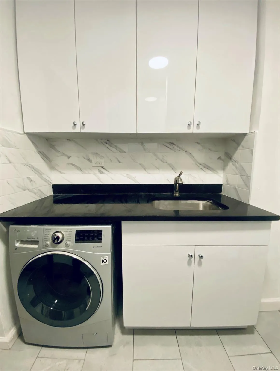 13317 Sanford Avenue, New York, NY, 1 Bedroom Bedrooms, 4 Rooms Rooms,1 BathroomBathrooms,Residential Sale,For Rent,Sanford,0,1000828 13317 Sanford Avenue, New York, NY, 1 Bedroom Bedrooms, 4 Rooms Rooms,1 BathroomBathrooms,Residential Sale,For Rent,Sanford,0,1000828