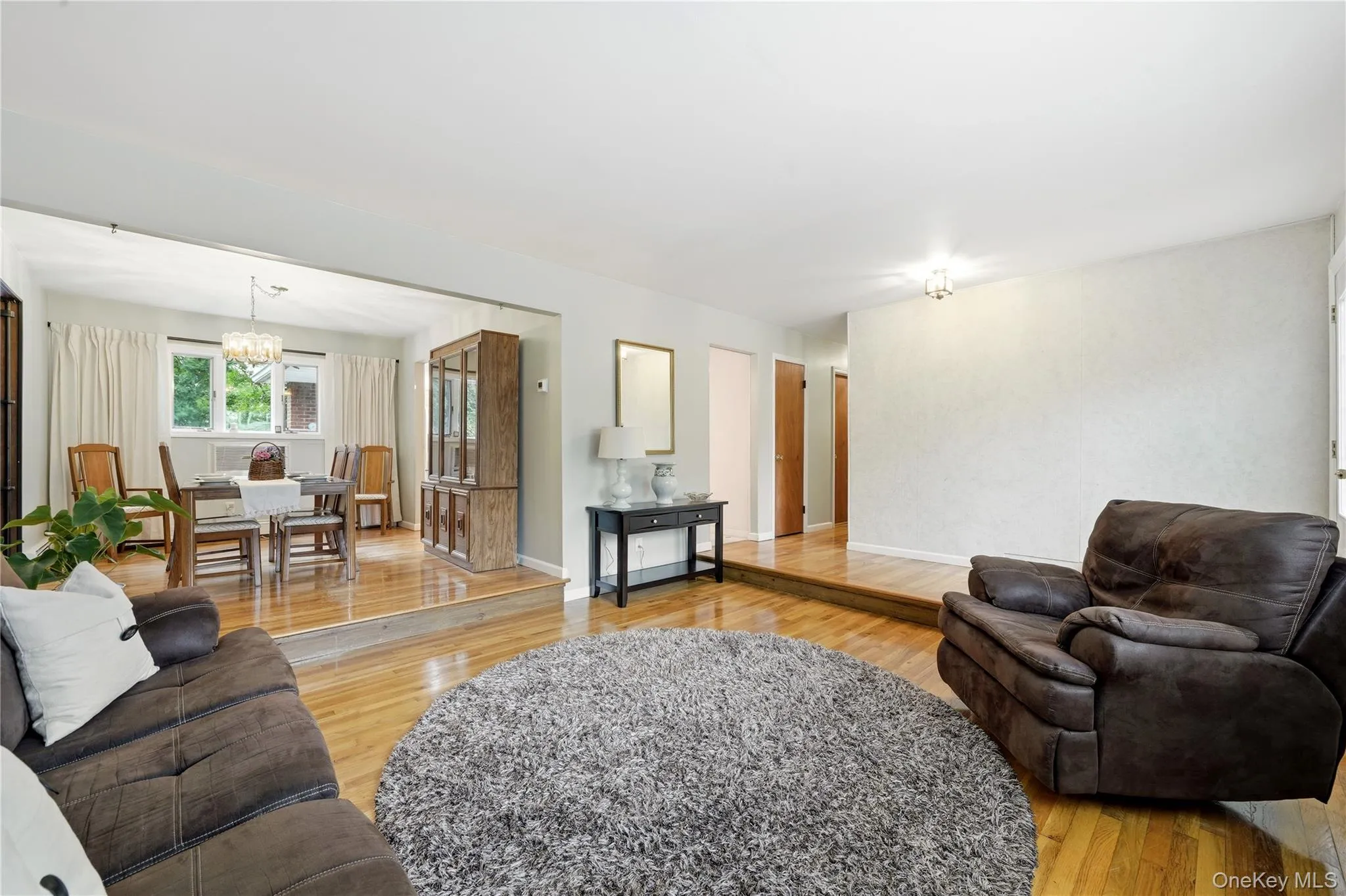 289 Central Avenue, Islip, NY, 4 Bedrooms Bedrooms, 8 Rooms Rooms,3 BathroomsBathrooms,Residential,For Rent,Central,0,KEY1000829 289 Central Avenue, Islip, NY, 4 Bedrooms Bedrooms, 8 Rooms Rooms,3 BathroomsBathrooms,Residential,For Rent,Central,0,KEY1000829