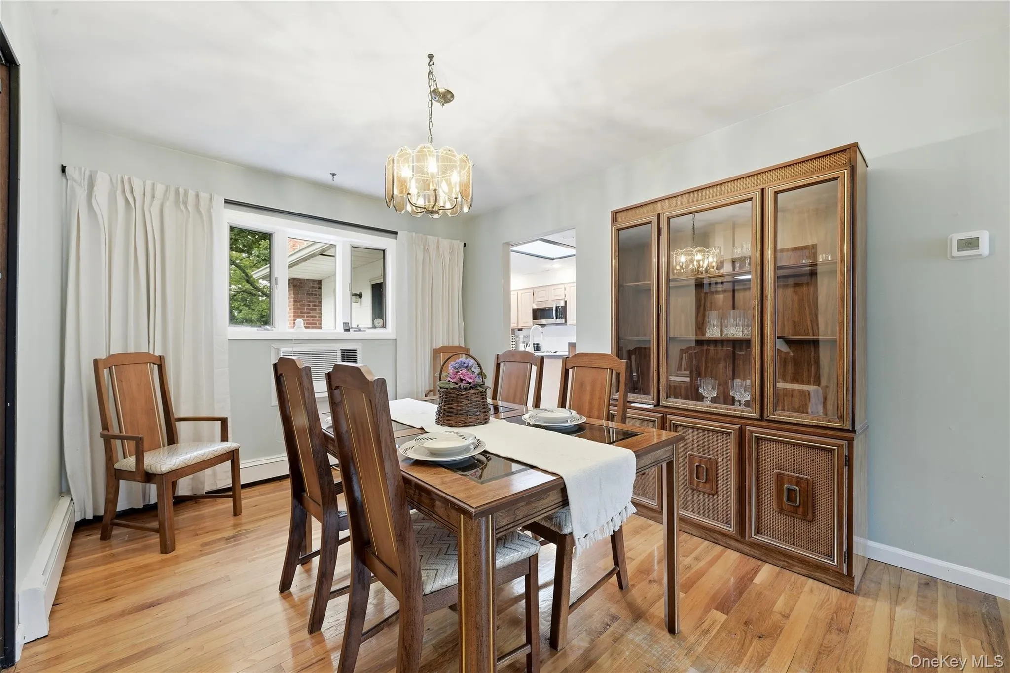 289 Central Avenue, Islip, NY, 4 Bedrooms Bedrooms, 8 Rooms Rooms,3 BathroomsBathrooms,Residential,For Rent,Central,0,KEY1000829 289 Central Avenue, Islip, NY, 4 Bedrooms Bedrooms, 8 Rooms Rooms,3 BathroomsBathrooms,Residential,For Rent,Central,0,KEY1000829