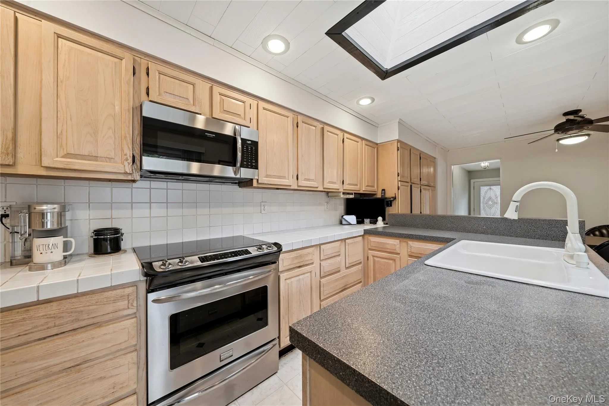 289 Central Avenue, Islip, NY, 4 Bedrooms Bedrooms, 8 Rooms Rooms,3 BathroomsBathrooms,Residential,For Rent,Central,0,KEY1000829 289 Central Avenue, Islip, NY, 4 Bedrooms Bedrooms, 8 Rooms Rooms,3 BathroomsBathrooms,Residential,For Rent,Central,0,KEY1000829