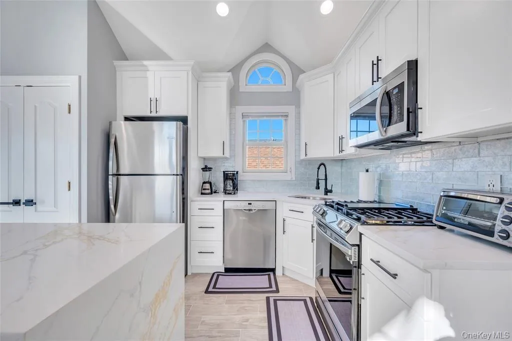 68 Brookline Avenue, Long Beach, NY, 2 Bedrooms Bedrooms, 6 Rooms Rooms,2 BathroomsBathrooms,Residential Lease,For Rent,Brookline,0,1000835 68 Brookline Avenue, Long Beach, NY, 2 Bedrooms Bedrooms, 6 Rooms Rooms,2 BathroomsBathrooms,Residential Lease,For Rent,Brookline,0,1000835