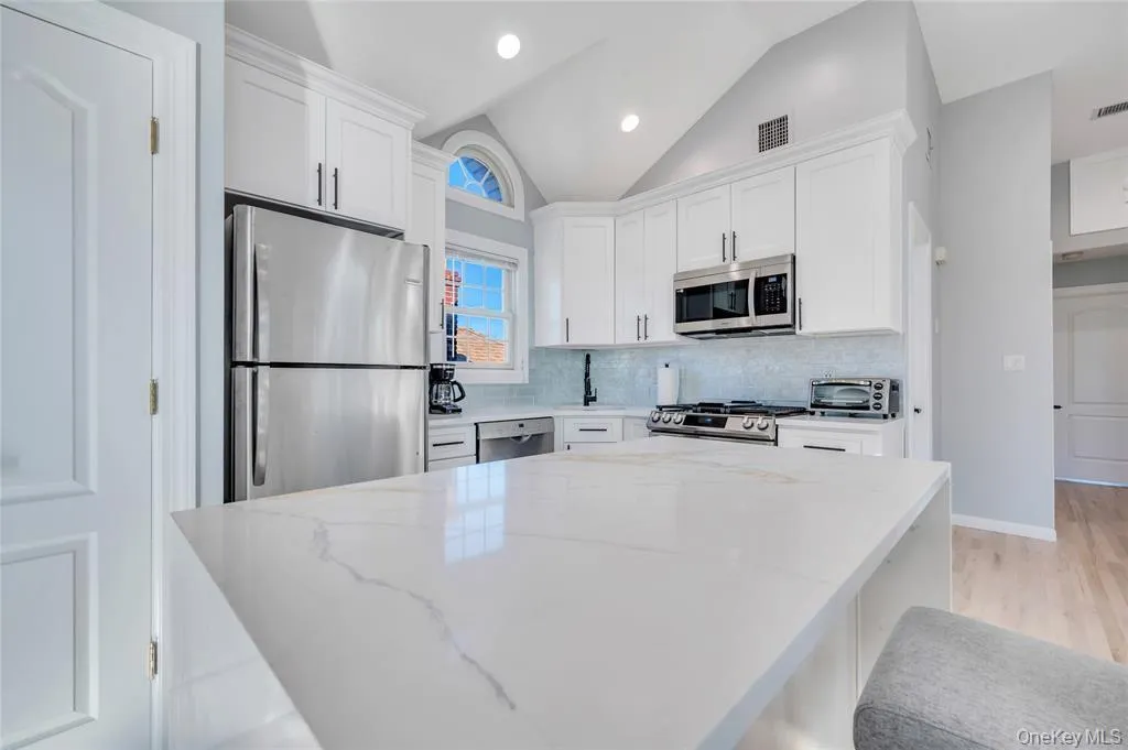 68 Brookline Avenue, Long Beach, NY, 2 Bedrooms Bedrooms, 6 Rooms Rooms,2 BathroomsBathrooms,Residential Lease,For Rent,Brookline,0,1000835 68 Brookline Avenue, Long Beach, NY, 2 Bedrooms Bedrooms, 6 Rooms Rooms,2 BathroomsBathrooms,Residential Lease,For Rent,Brookline,0,1000835
