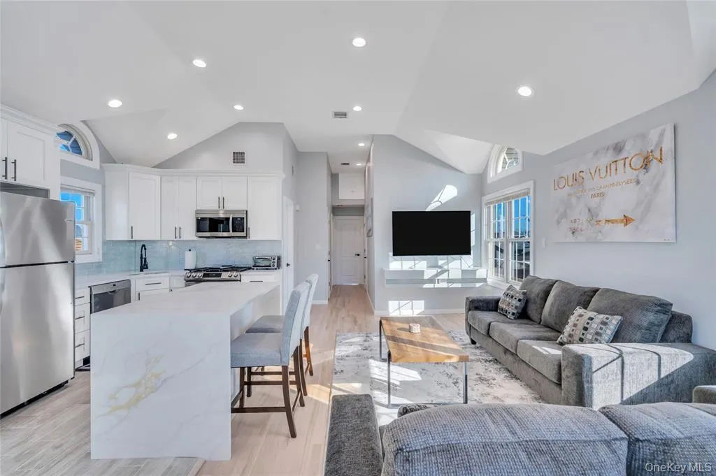 68 Brookline Avenue, Long Beach, NY, 2 Bedrooms Bedrooms, 6 Rooms Rooms,2 BathroomsBathrooms,Residential Lease,For Rent,Brookline,0,1000835 68 Brookline Avenue, Long Beach, NY, 2 Bedrooms Bedrooms, 6 Rooms Rooms,2 BathroomsBathrooms,Residential Lease,For Rent,Brookline,0,1000835