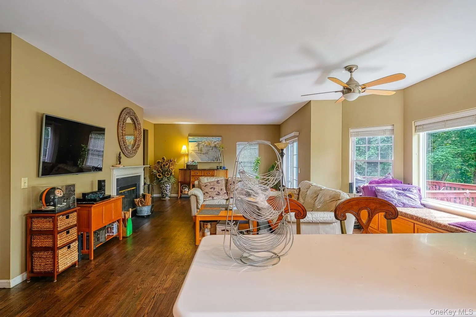 107 Scenic Drive, Cortlandt, NY, 4 Bedrooms Bedrooms, 9 Rooms Rooms,3 BathroomsBathrooms,Residential,For Rent,Scenic,0,1000841 107 Scenic Drive, Cortlandt, NY, 4 Bedrooms Bedrooms, 9 Rooms Rooms,3 BathroomsBathrooms,Residential,For Rent,Scenic,0,1000841