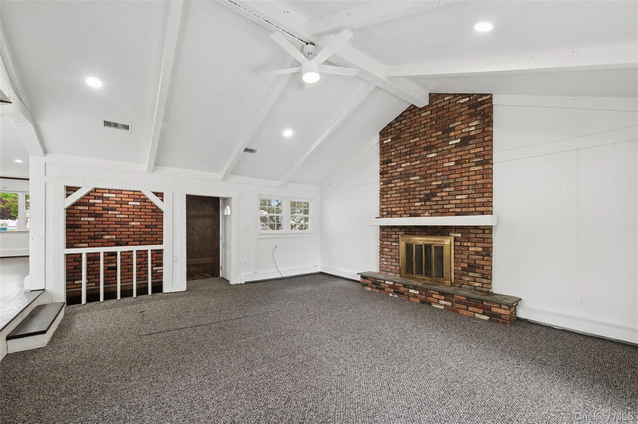 53 Longworth Avenue, Huntington, NY, 3 Bedrooms Bedrooms, 6 Rooms Rooms,1 BathroomBathrooms,Residential,For Rent,Longworth,0,1000844 53 Longworth Avenue, Huntington, NY, 3 Bedrooms Bedrooms, 6 Rooms Rooms,1 BathroomBathrooms,Residential,For Rent,Longworth,0,1000844