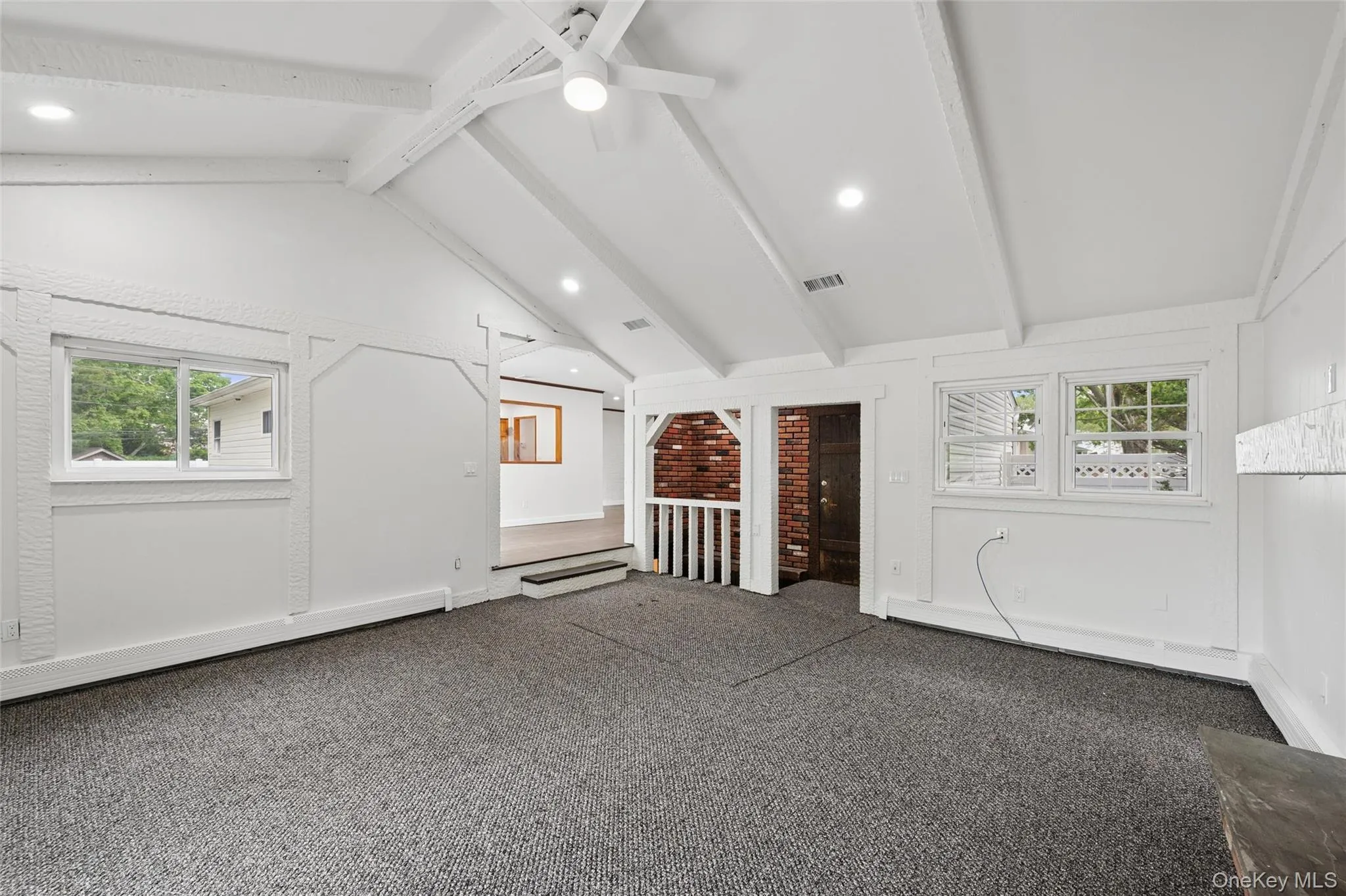 53 Longworth Avenue, Huntington, NY, 3 Bedrooms Bedrooms, 6 Rooms Rooms,1 BathroomBathrooms,Residential,For Rent,Longworth,0,1000844 53 Longworth Avenue, Huntington, NY, 3 Bedrooms Bedrooms, 6 Rooms Rooms,1 BathroomBathrooms,Residential,For Rent,Longworth,0,1000844