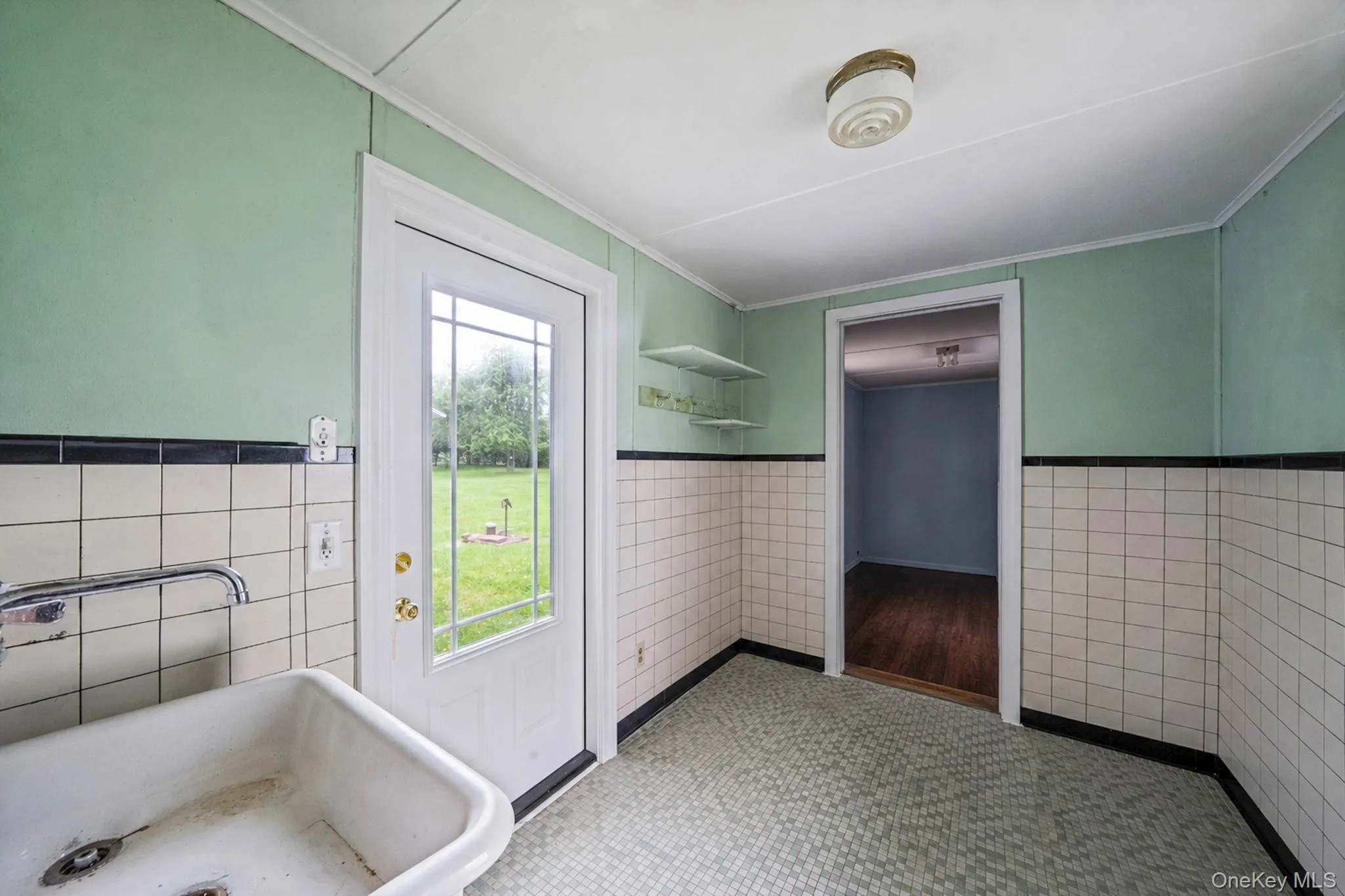Prep Kitchen with side yard access, Sink and Walk-in pantry, Prep Kitchen with side yard access, Sink and Walk-in pantry,