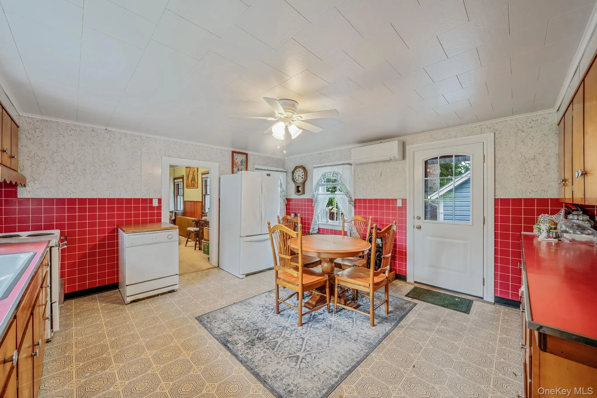 1055 Oregon Road, Southold, NY, 5 Bedrooms Bedrooms, 14 Rooms Rooms,1 BathroomBathrooms,Residential,For Rent,Oregon,0,1000849 1055 Oregon Road, Southold, NY, 5 Bedrooms Bedrooms, 14 Rooms Rooms,1 BathroomBathrooms,Residential,For Rent,Oregon,0,1000849