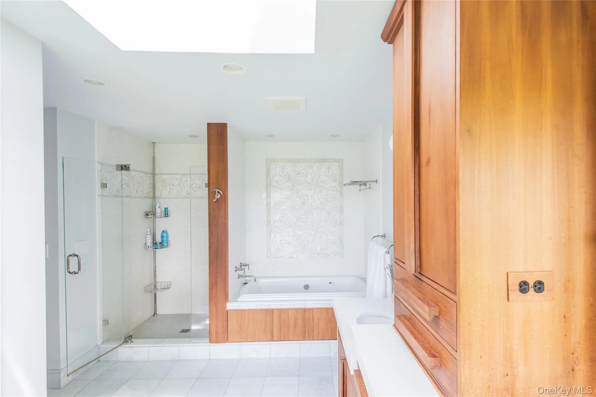 136 Rombout Road, La Grange, NY, 4 Bedrooms Bedrooms, 14 Rooms Rooms,2 BathroomsBathrooms,Residential,For Rent,Rombout,0,1000852 136 Rombout Road, La Grange, NY, 4 Bedrooms Bedrooms, 14 Rooms Rooms,2 BathroomsBathrooms,Residential,For Rent,Rombout,0,1000852