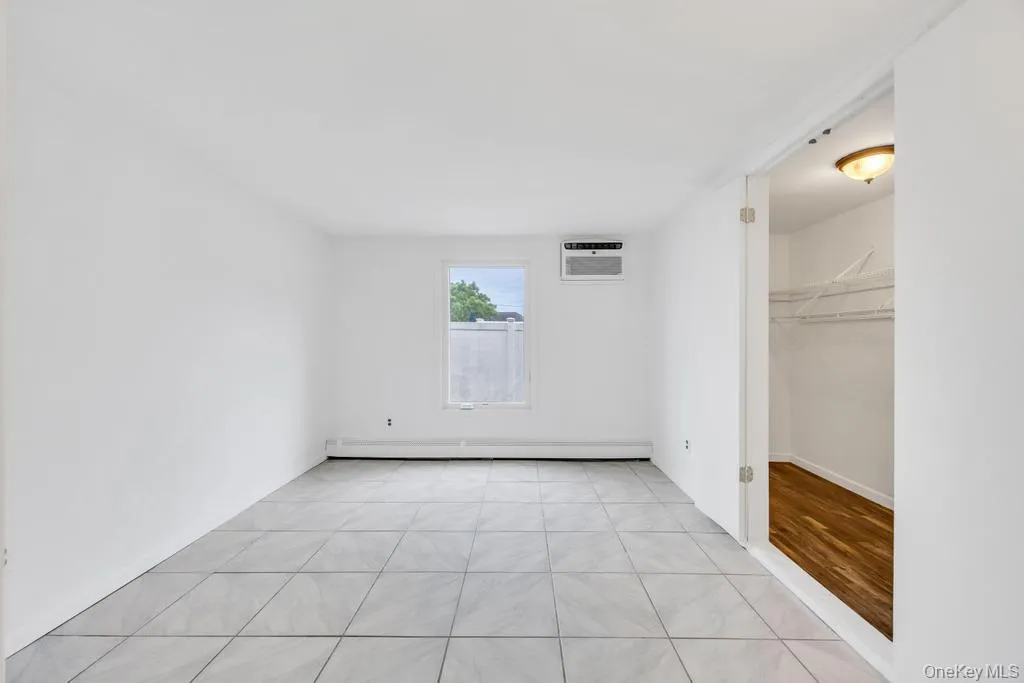 405 Massapequa Avenue, Oyster Bay, NY, 4 Bedrooms Bedrooms, 11 Rooms Rooms,2 BathroomsBathrooms,Residential Lease,For Rent,Massapequa,0,1000854 405 Massapequa Avenue, Oyster Bay, NY, 4 Bedrooms Bedrooms, 11 Rooms Rooms,2 BathroomsBathrooms,Residential Lease,For Rent,Massapequa,0,1000854