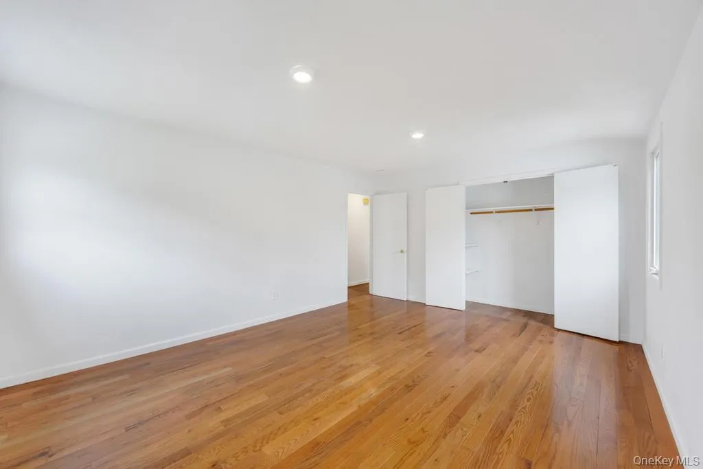 405 Massapequa Avenue, Oyster Bay, NY, 4 Bedrooms Bedrooms, 11 Rooms Rooms,2 BathroomsBathrooms,Residential Lease,For Rent,Massapequa,0,1000854 405 Massapequa Avenue, Oyster Bay, NY, 4 Bedrooms Bedrooms, 11 Rooms Rooms,2 BathroomsBathrooms,Residential Lease,For Rent,Massapequa,0,1000854