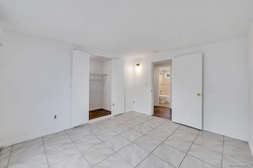 405 Massapequa Avenue, Oyster Bay, NY, 4 Bedrooms Bedrooms, 11 Rooms Rooms,2 BathroomsBathrooms,Residential Lease,For Rent,Massapequa,0,1000854 405 Massapequa Avenue, Oyster Bay, NY, 4 Bedrooms Bedrooms, 11 Rooms Rooms,2 BathroomsBathrooms,Residential Lease,For Rent,Massapequa,0,1000854
