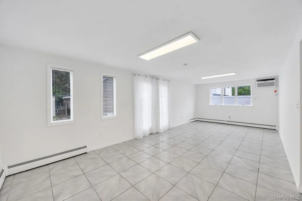 405 Massapequa Avenue, Oyster Bay, NY, 4 Bedrooms Bedrooms, 11 Rooms Rooms,2 BathroomsBathrooms,Residential Lease,For Rent,Massapequa,0,1000854 405 Massapequa Avenue, Oyster Bay, NY, 4 Bedrooms Bedrooms, 11 Rooms Rooms,2 BathroomsBathrooms,Residential Lease,For Rent,Massapequa,0,1000854