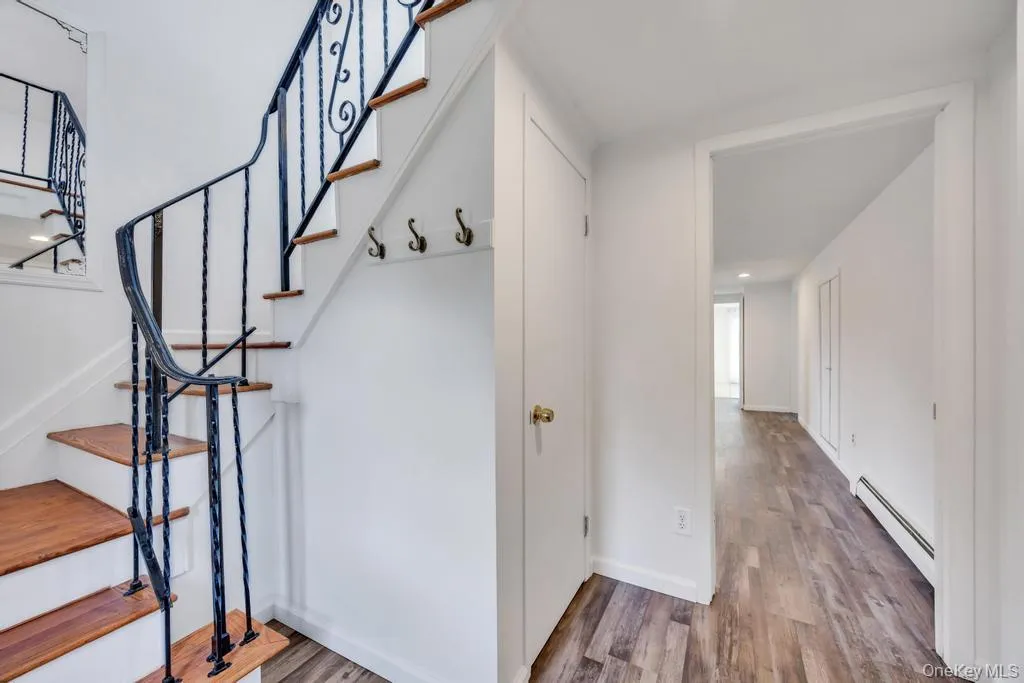 405 Massapequa Avenue, Oyster Bay, NY, 4 Bedrooms Bedrooms, 11 Rooms Rooms,2 BathroomsBathrooms,Residential Lease,For Rent,Massapequa,0,1000854 405 Massapequa Avenue, Oyster Bay, NY, 4 Bedrooms Bedrooms, 11 Rooms Rooms,2 BathroomsBathrooms,Residential Lease,For Rent,Massapequa,0,1000854