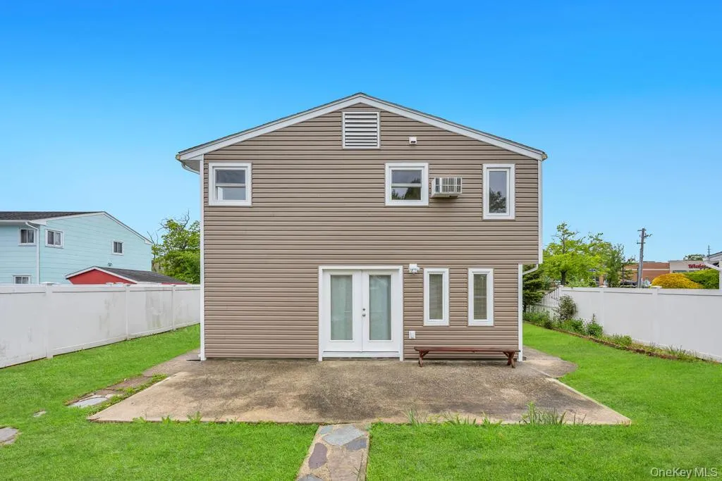 405 Massapequa Avenue, Oyster Bay, NY, 4 Bedrooms Bedrooms, 11 Rooms Rooms,2 BathroomsBathrooms,Residential Lease,For Rent,Massapequa,0,1000854 405 Massapequa Avenue, Oyster Bay, NY, 4 Bedrooms Bedrooms, 11 Rooms Rooms,2 BathroomsBathrooms,Residential Lease,For Rent,Massapequa,0,1000854