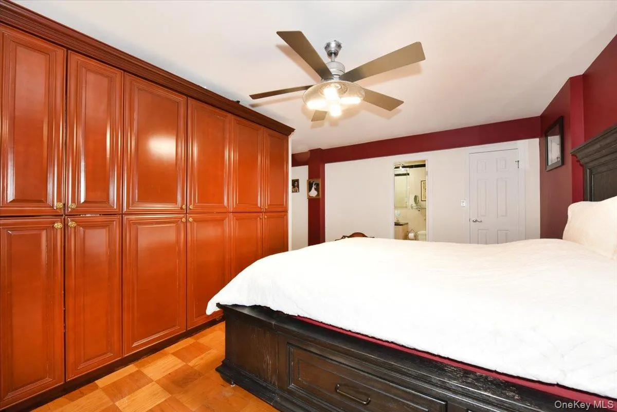 320 East Shore Road, North Hempstead, NY, 2 Bedrooms Bedrooms, 5 Rooms Rooms,2 BathroomsBathrooms,Residential,For Rent,East Shore,0,1000859 320 East Shore Road, North Hempstead, NY, 2 Bedrooms Bedrooms, 5 Rooms Rooms,2 BathroomsBathrooms,Residential,For Rent,East Shore,0,1000859