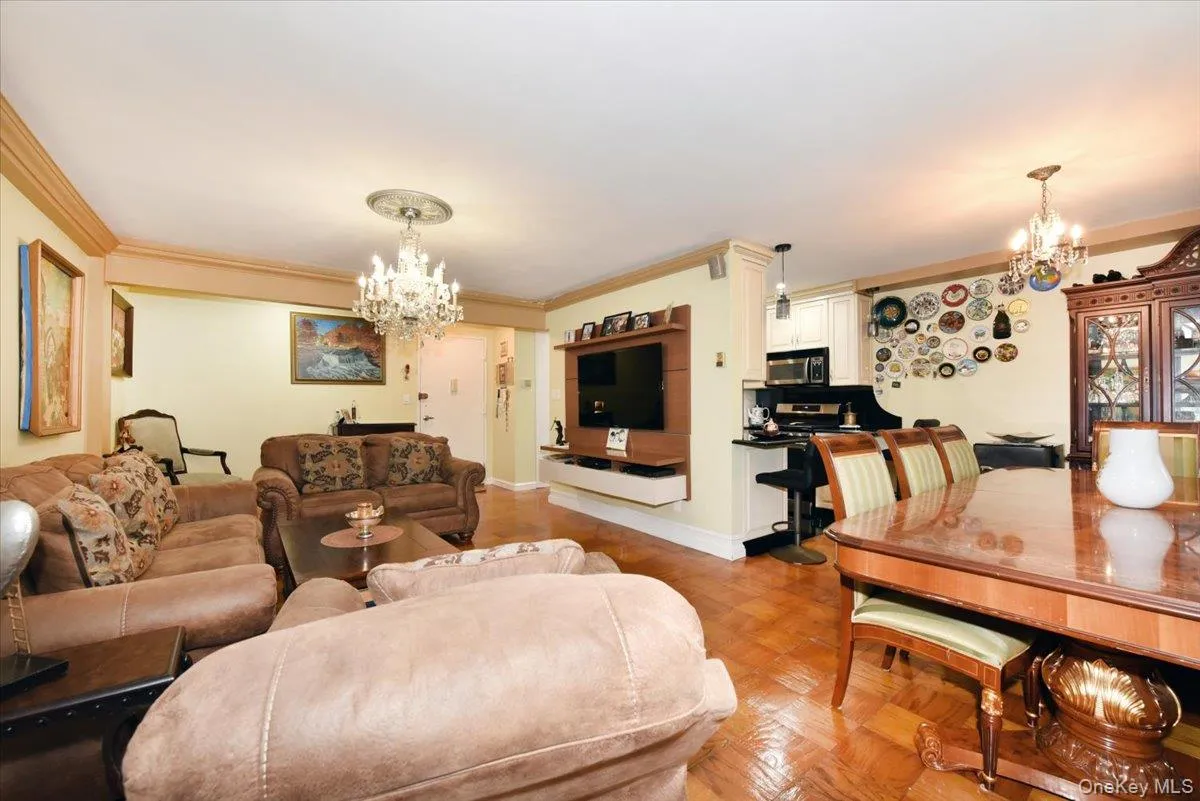 320 East Shore Road, North Hempstead, NY, 2 Bedrooms Bedrooms, 5 Rooms Rooms,2 BathroomsBathrooms,Residential,For Rent,East Shore,0,1000859 320 East Shore Road, North Hempstead, NY, 2 Bedrooms Bedrooms, 5 Rooms Rooms,2 BathroomsBathrooms,Residential,For Rent,East Shore,0,1000859