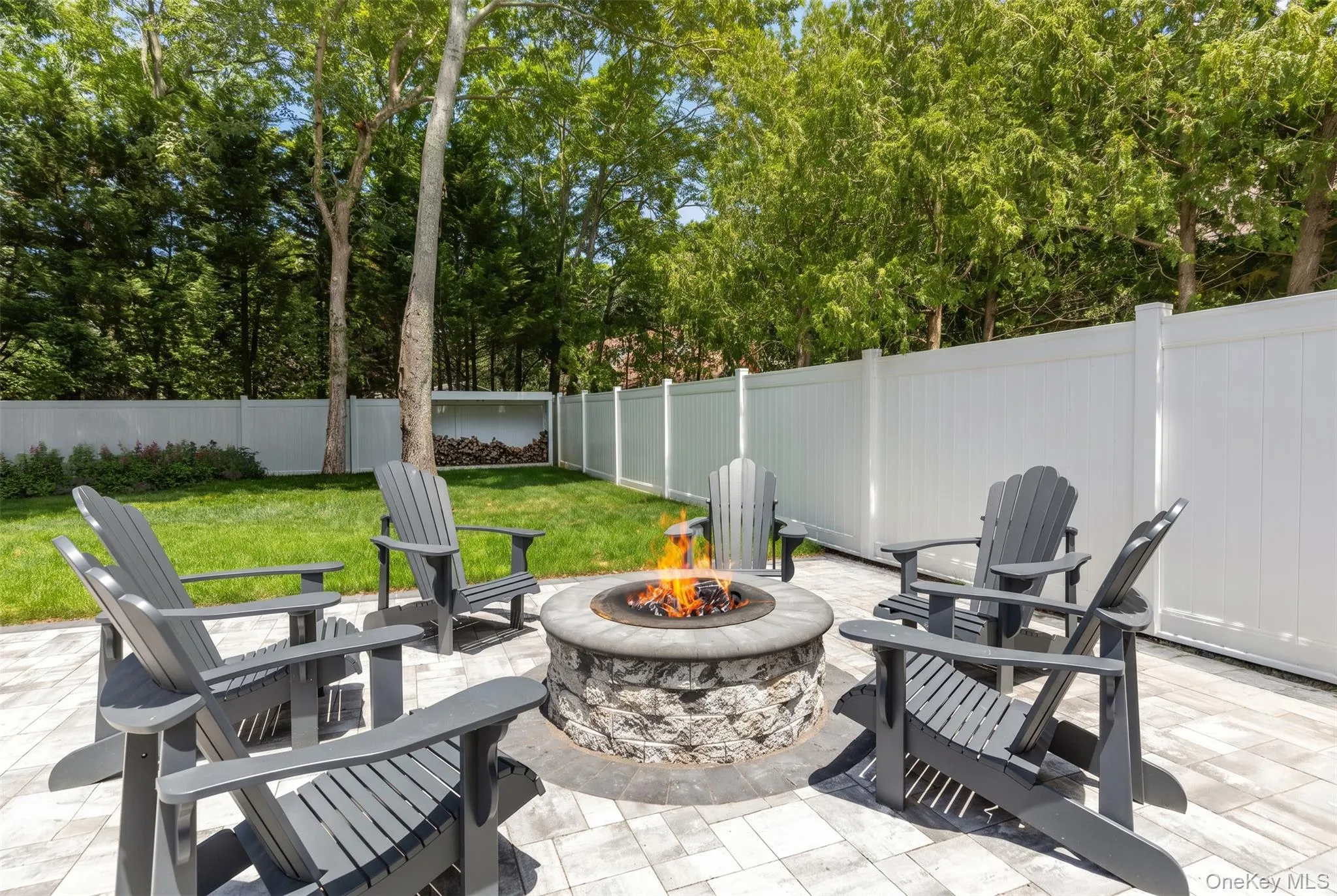 18 Squires Avenue, Southampton, NY, 4 Bedrooms Bedrooms, 7 Rooms Rooms,3 BathroomsBathrooms,Residential Sale,For Rent,Squires,0,1000867 18 Squires Avenue, Southampton, NY, 4 Bedrooms Bedrooms, 7 Rooms Rooms,3 BathroomsBathrooms,Residential Sale,For Rent,Squires,0,1000867