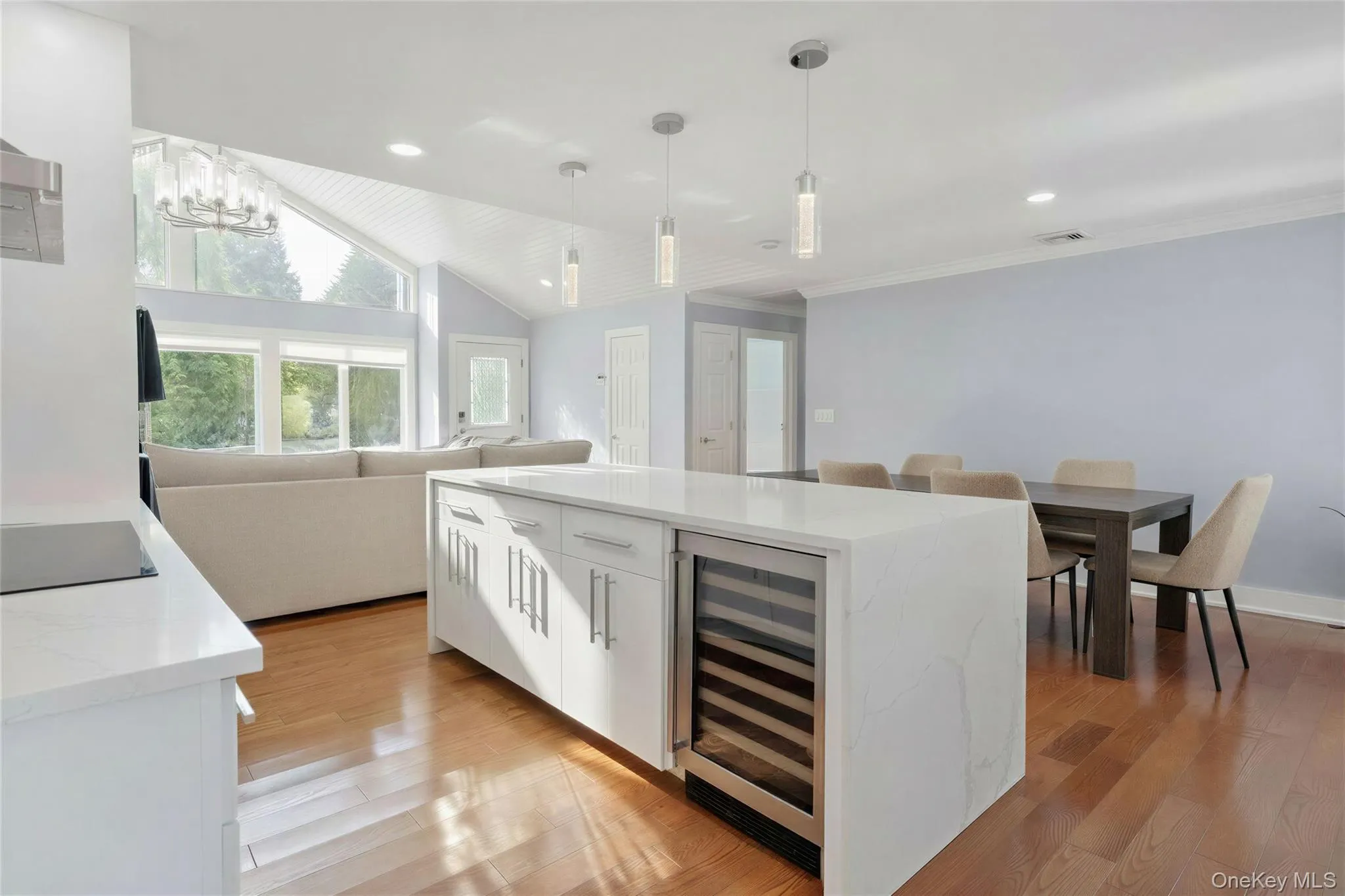 18 Squires Avenue, Southampton, NY, 4 Bedrooms Bedrooms, 7 Rooms Rooms,3 BathroomsBathrooms,Residential Sale,For Rent,Squires,0,1000867 18 Squires Avenue, Southampton, NY, 4 Bedrooms Bedrooms, 7 Rooms Rooms,3 BathroomsBathrooms,Residential Sale,For Rent,Squires,0,1000867